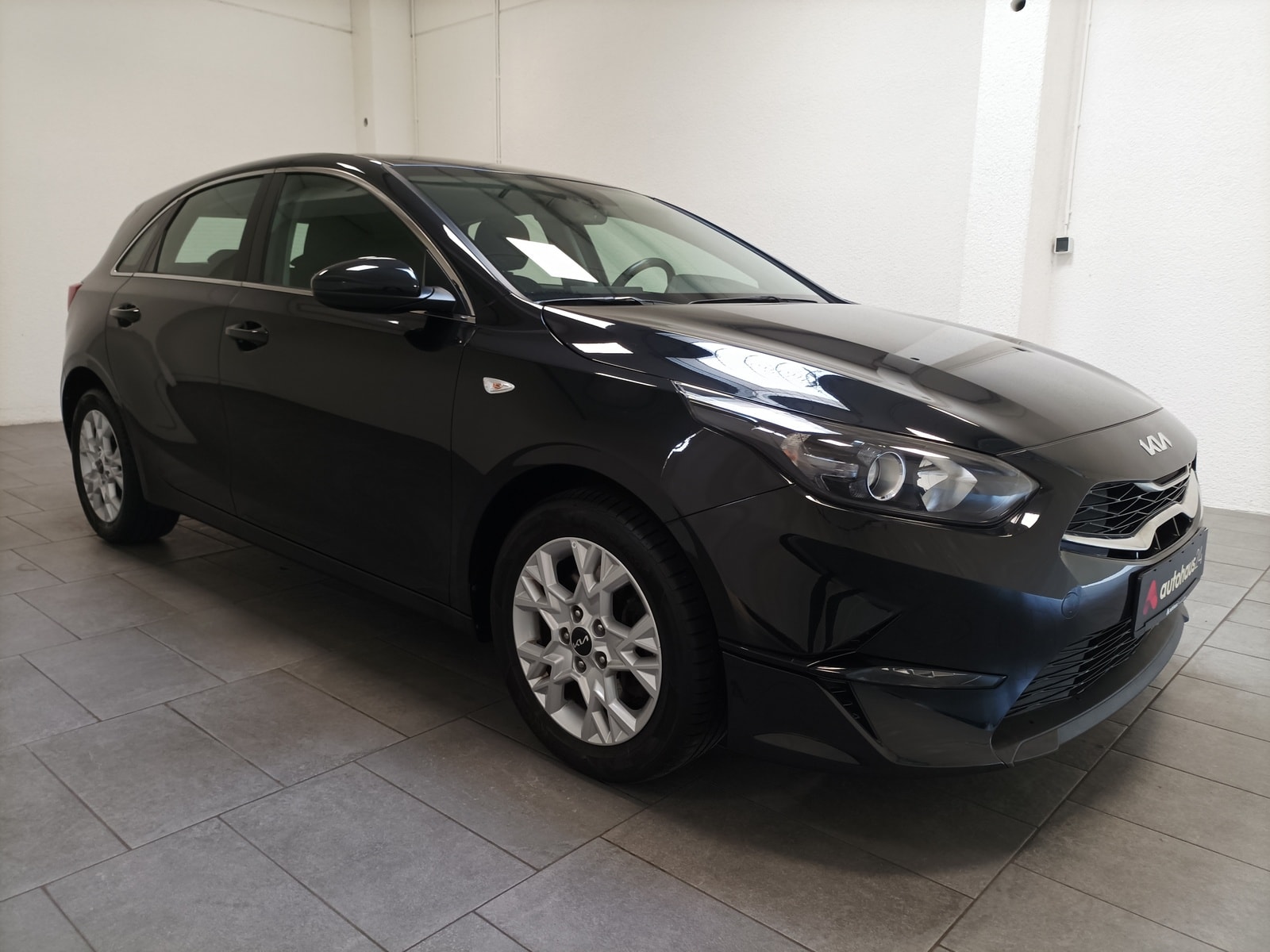 Kia Ceed Limousine KIA Ceed 1.5 T-GDI DCT Vision Schräghecklimousine #1