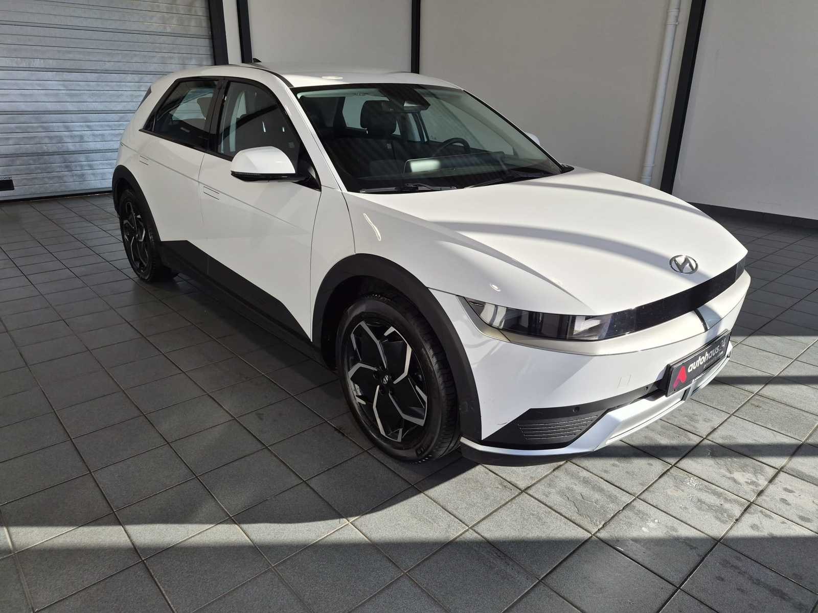 Hyundai IONIQ 5 Limousine HYUNDAI IONIQ 5 72,6 kWh 225 kW Allradantrieb Sports Utility Vehicle #1