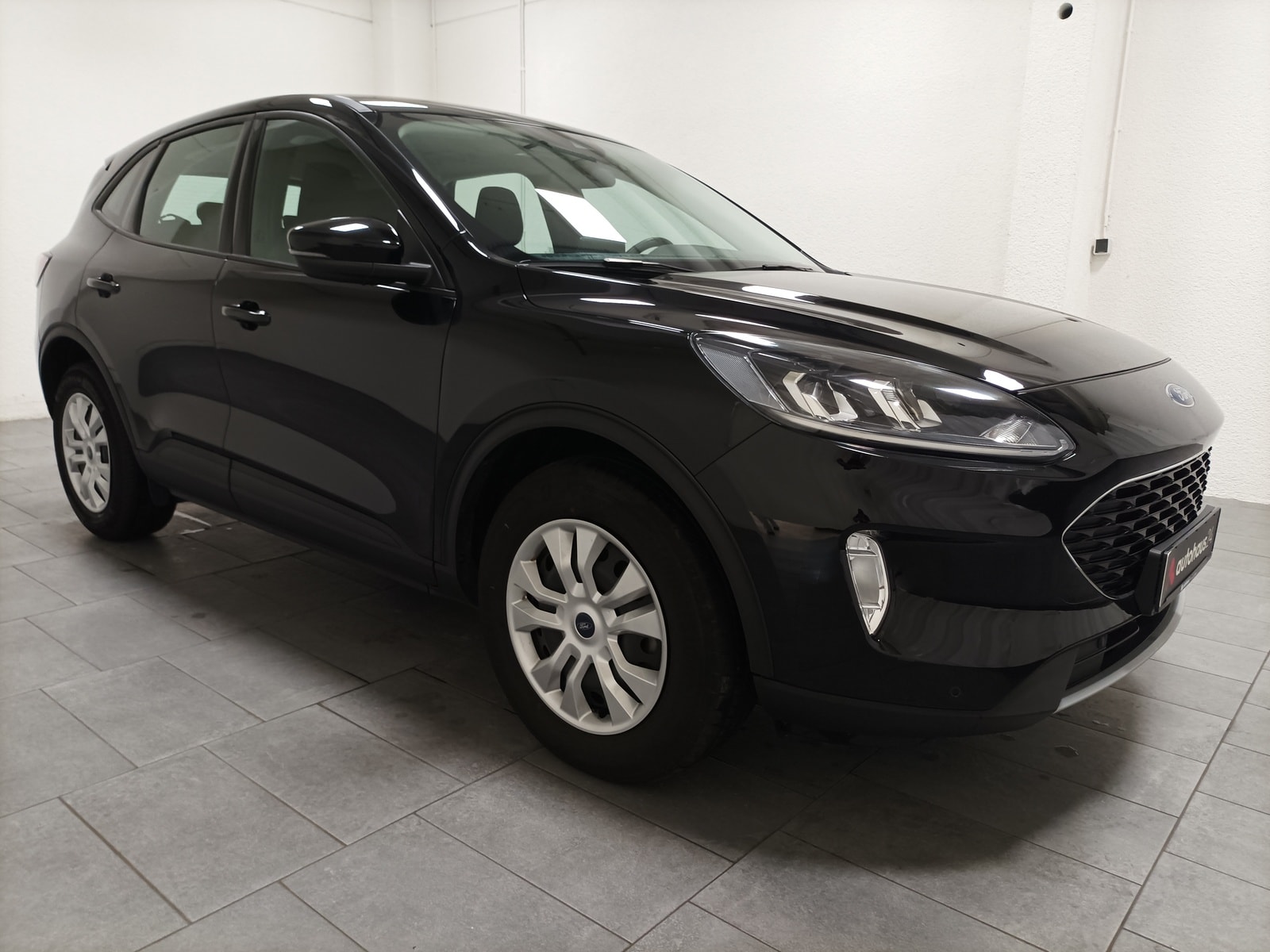 Ford Kuga SUV / Crossover / Geländewagen FORD Kuga 1.5 EcoBoost 110kW COOL & CONNECT Sports Utility Vehicle #1