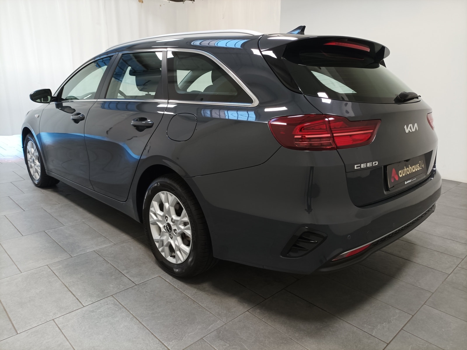 Kia Ceed Kombi Ceed 1.5 T-GDI Vision (EURO 6d) #4