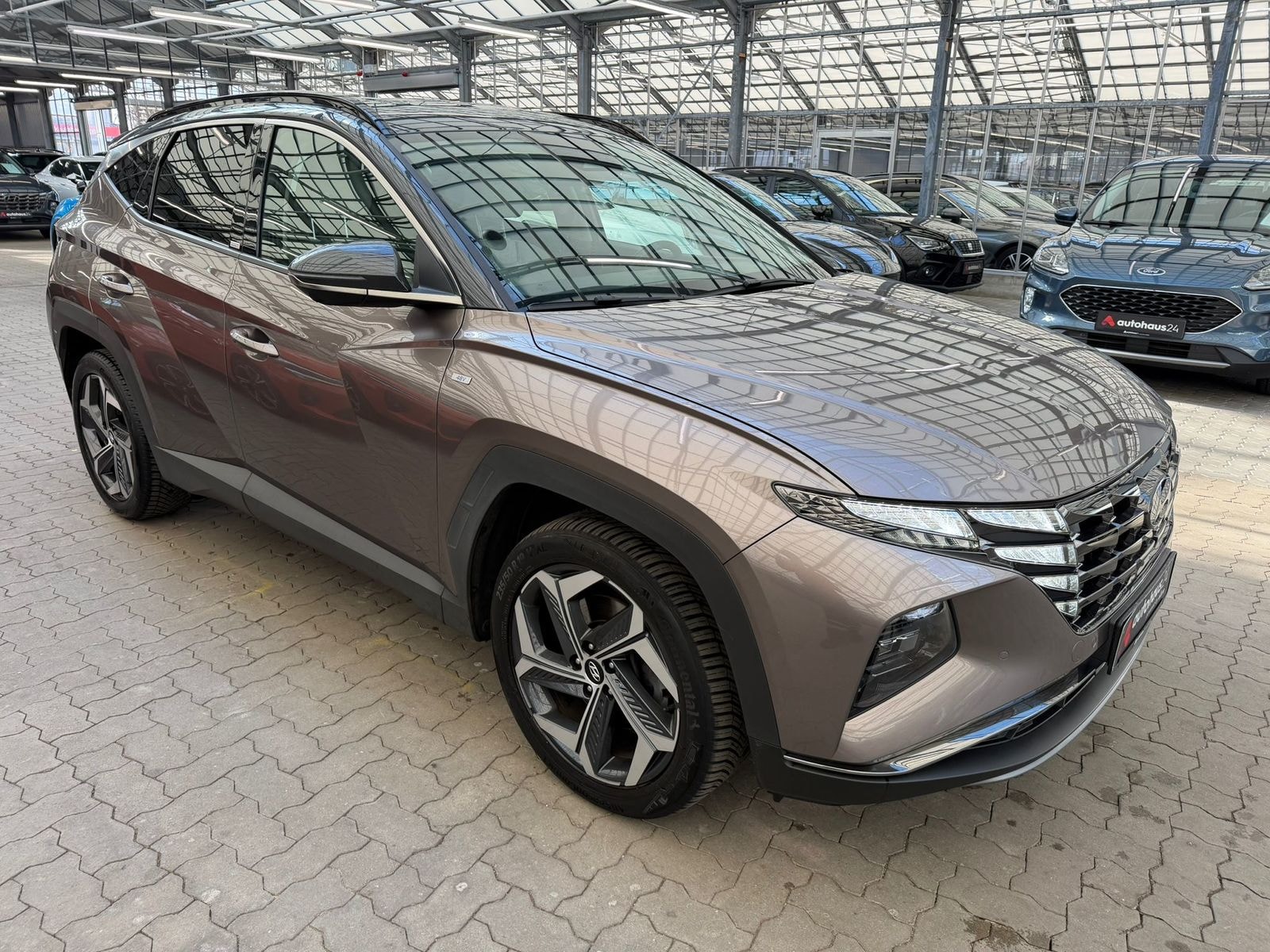 Hyundai Tucson SUV / Crossover / Geländewagen HYUNDAI Tucson 1.6 Turbo Intro Edition Allrad Sports Utility Vehicle #1