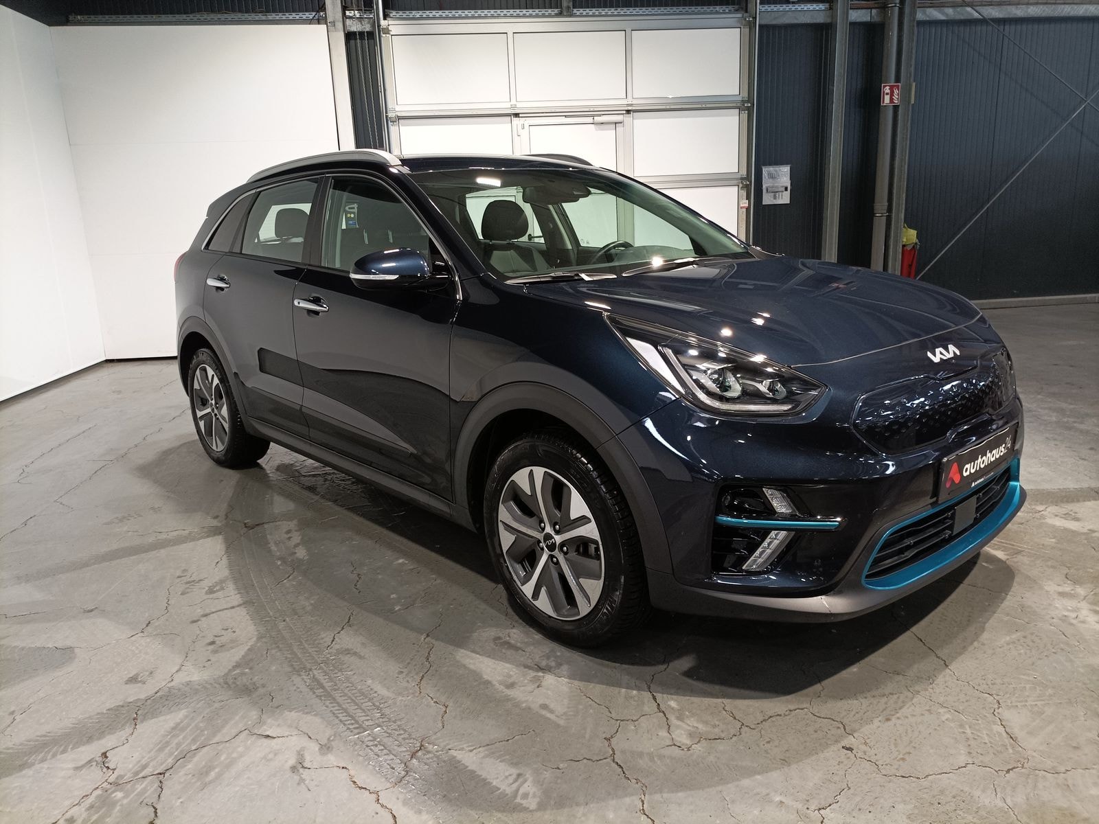 Kia Niro SUV / Crossover / Geländewagen KIA e-Niro 150kW Vision Schräghecklimousine #1