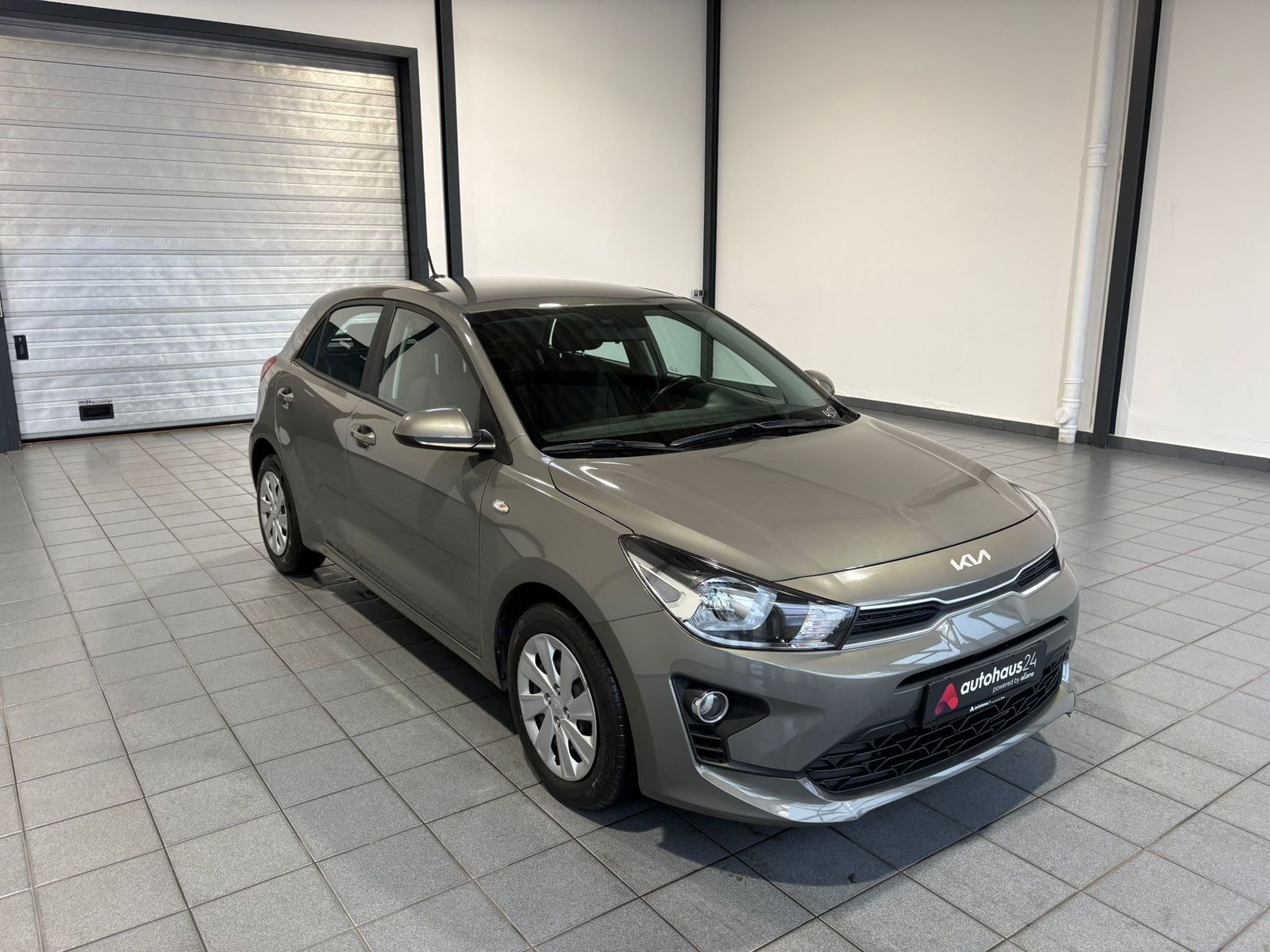 Kia Rio Schräghecklimousine KIA Rio 1.2 Edition 7 Schräghecklimousine #1