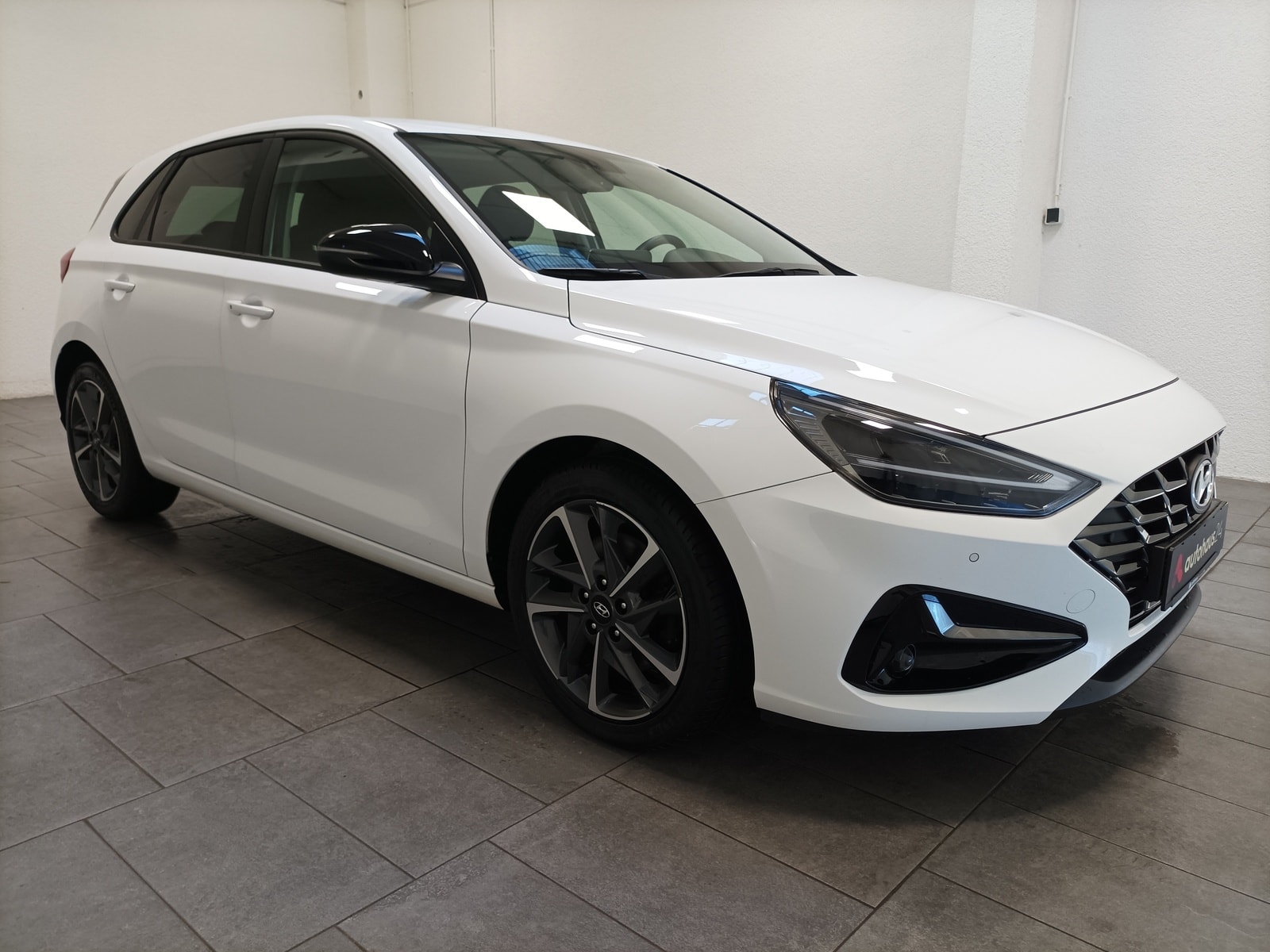 Hyundai i30 Limousine HYUNDAI i30 1.0 T-GDI EDITION 30+ DCT Schräghecklimousine #1