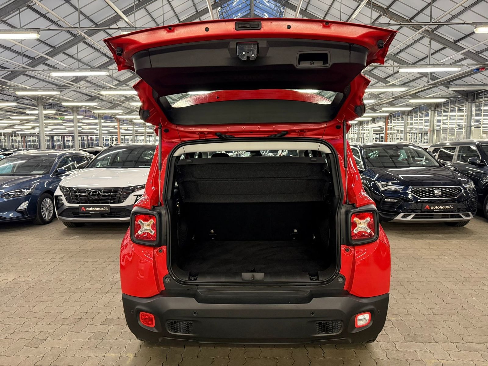 Jeep Renegade SUV Renegade Longitude 1,6 E-torQ FWD #6