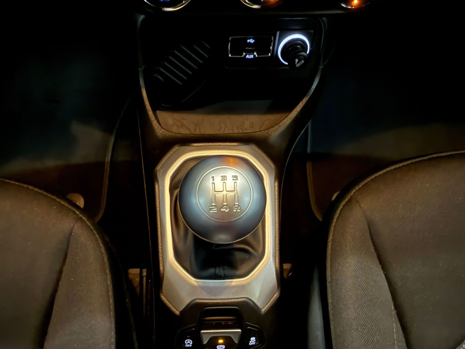 Jeep Renegade SUV Renegade Longitude 1,6 E-torQ FWD #13