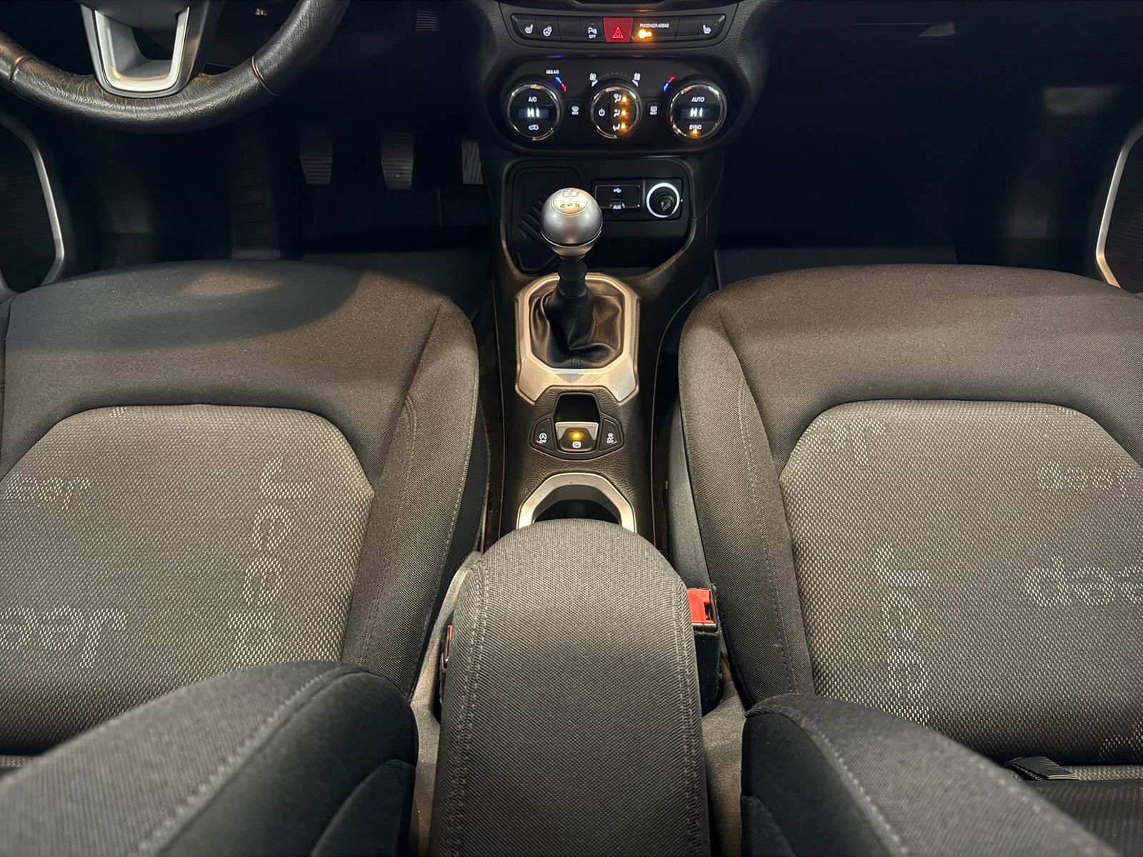 Jeep Renegade SUV Renegade Longitude 1,6 E-torQ FWD #14