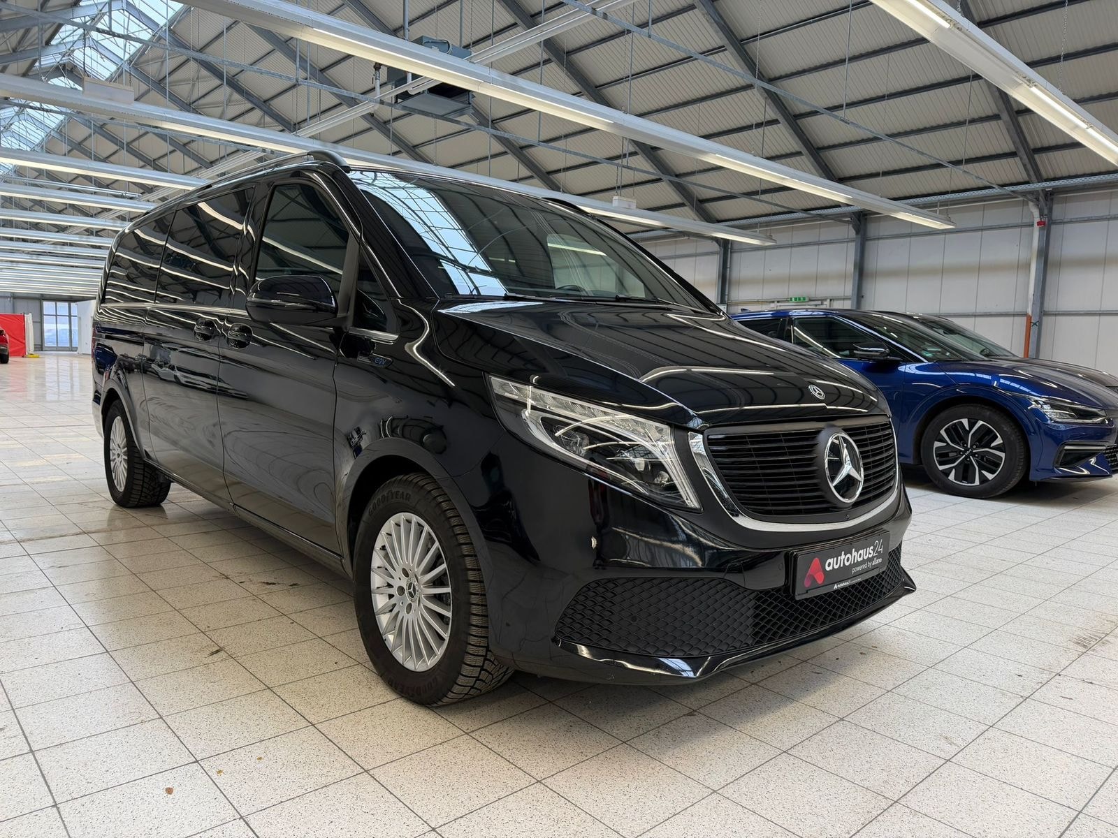 Mercedes-Benz EQV Kleinbus / Van MERCEDES EQV 60kWh Extralang Van #1