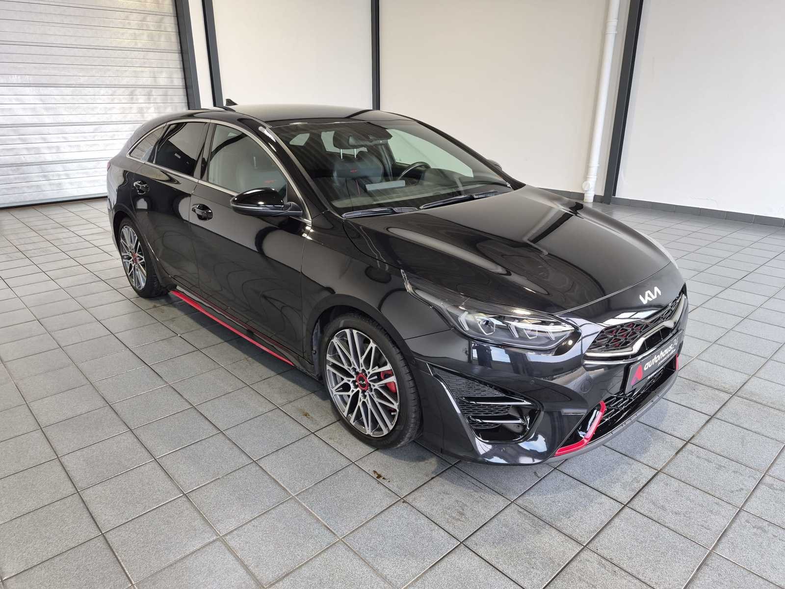 Kia ProCeed Kombi KIA ProCeed 1.6 CRDi DCT GT LINE Kombi #1