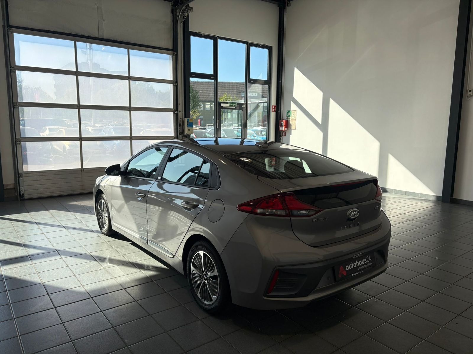Hyundai IONIQ Limousine IONIQ 1.6 GDI Trend-Paket Plug-In Hybrid (EURO 6d) #4