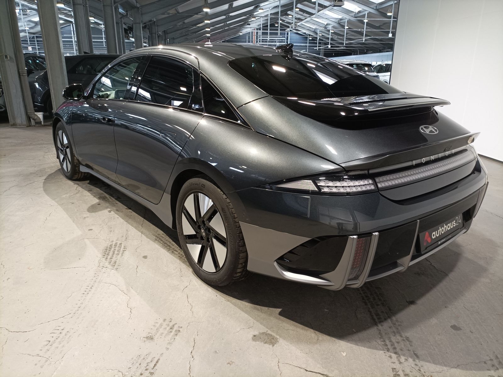 Hyundai IONIQ 6 Limousine IONIQ 6 77,4 kWh Uniq-Paket Elektro 4WD #4