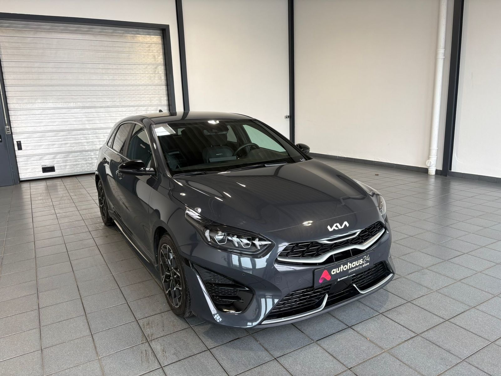 Kia Ceed Limousine KIA Ceed 1.5 T-GDI DCT GT Line Schräghecklimousine #1