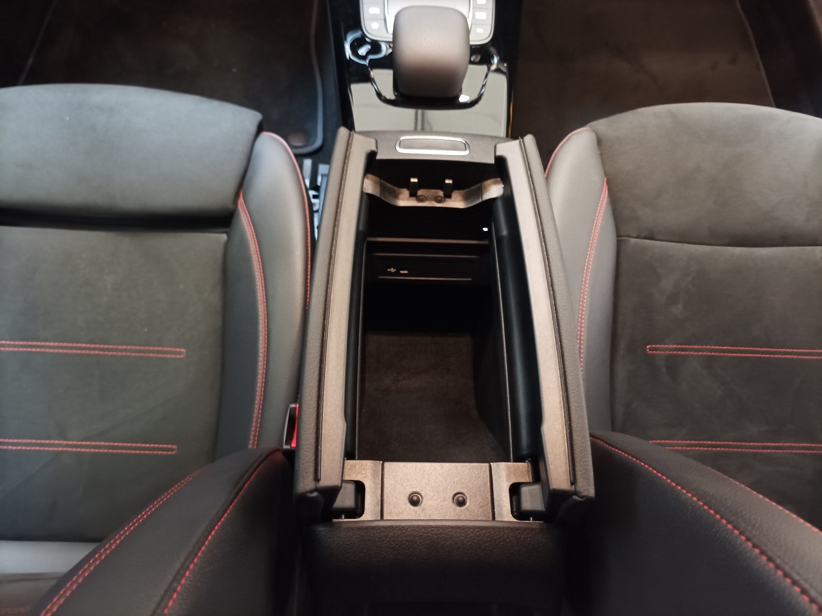 Mercedes Benz A-Klasse Limousine A 250 e AMG Line (EURO 6d) #17