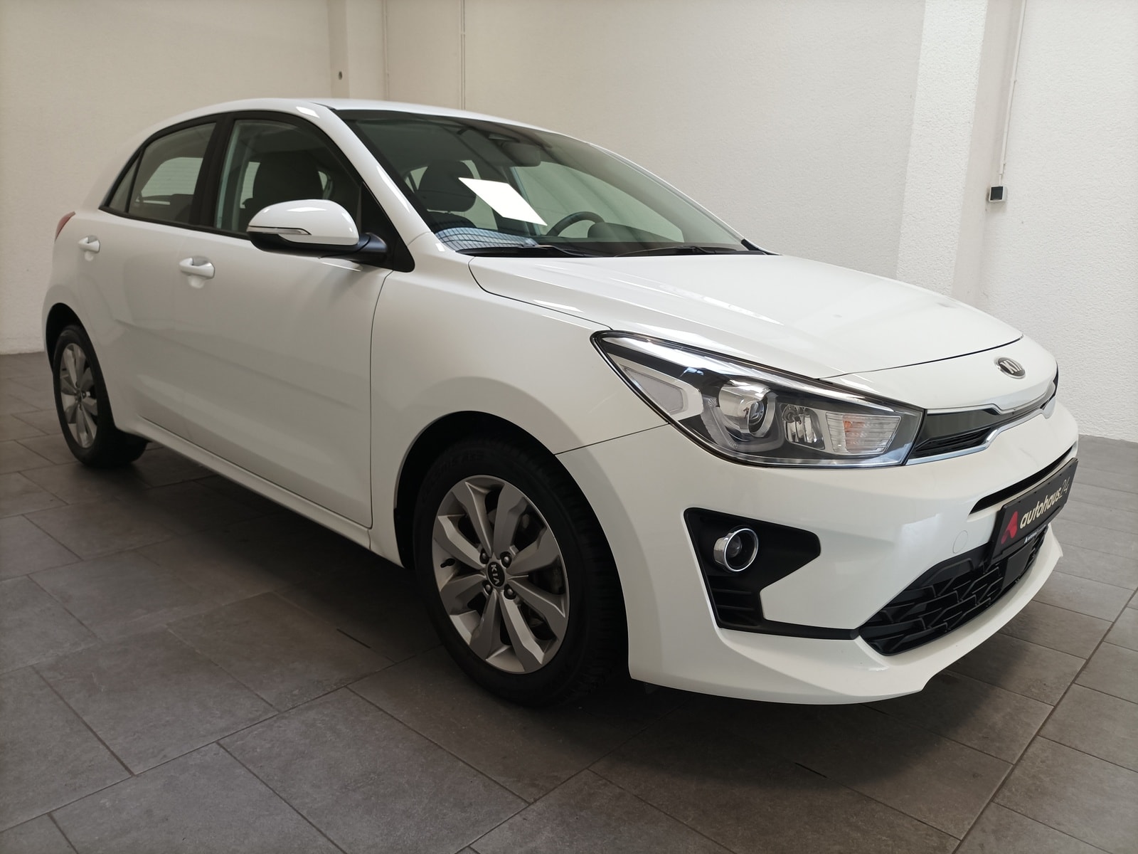 Kia Rio Limousine KIA Rio 1.0 T-GDI 100 Vision Schräghecklimousine #1