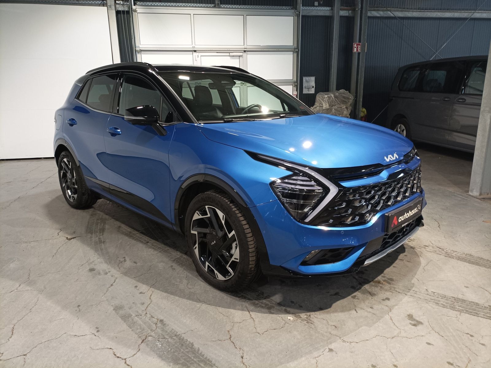 Kia Sportage SUV / Crossover / Geländewagen KIA Sportage 1.6 T-GDI Plug-in Hybrid Auto 4WD Sports Utility Vehicle #1