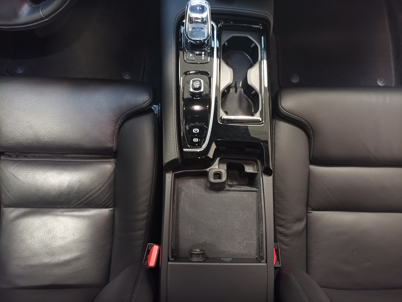Volvo V60 Kombi V 60 T6 Twin Engine AWD Inscription Plug-In (E6d) #15