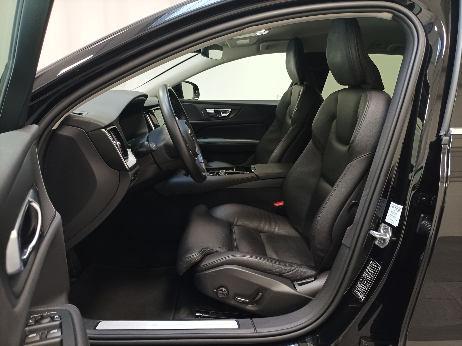 Volvo V60 Kombi V 60 T6 Twin Engine AWD Inscription Plug-In (E6d) #8
