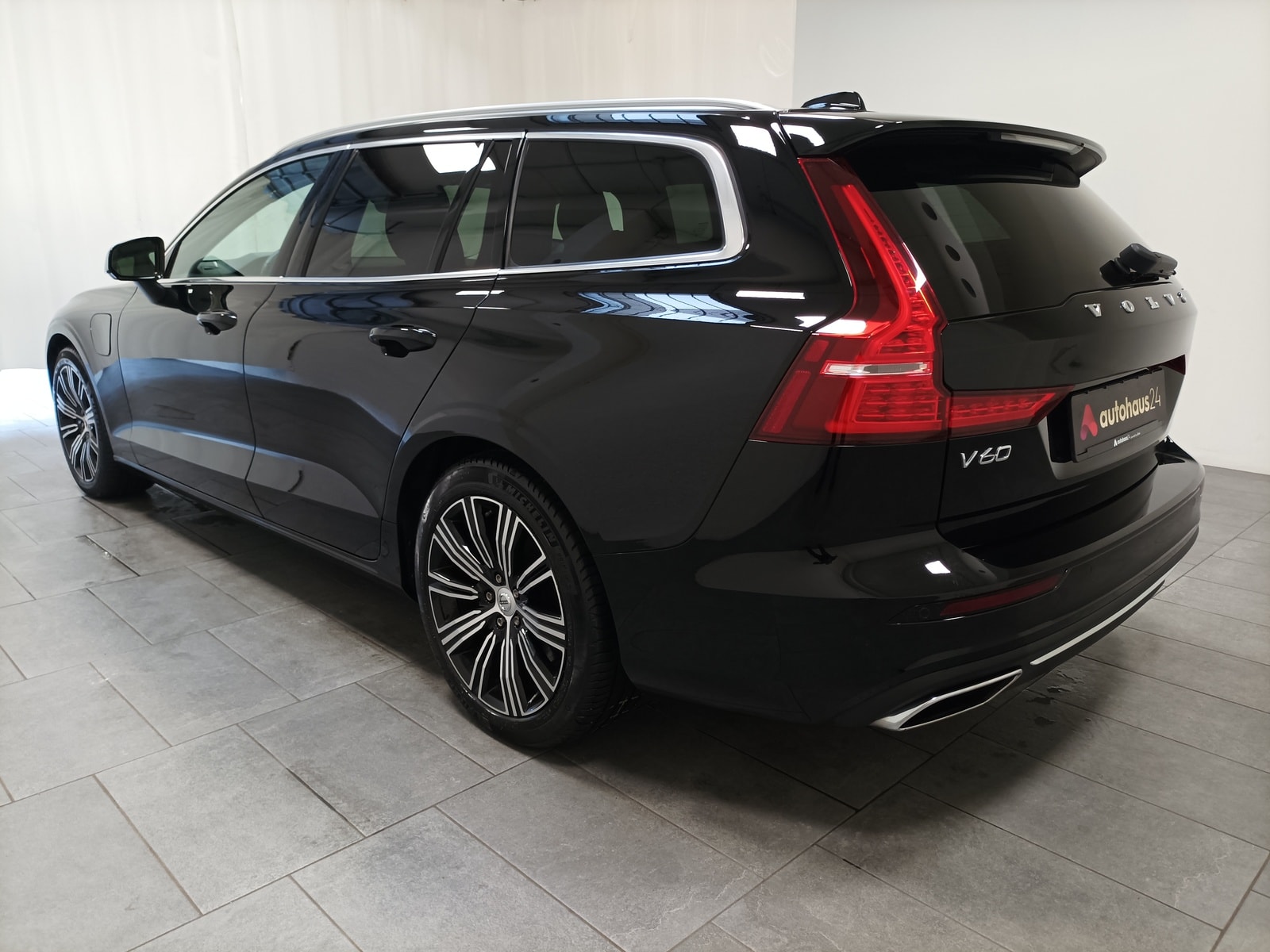 Volvo V60 Kombi V 60 T6 Twin Engine AWD Inscription Plug-In (E6d) #4