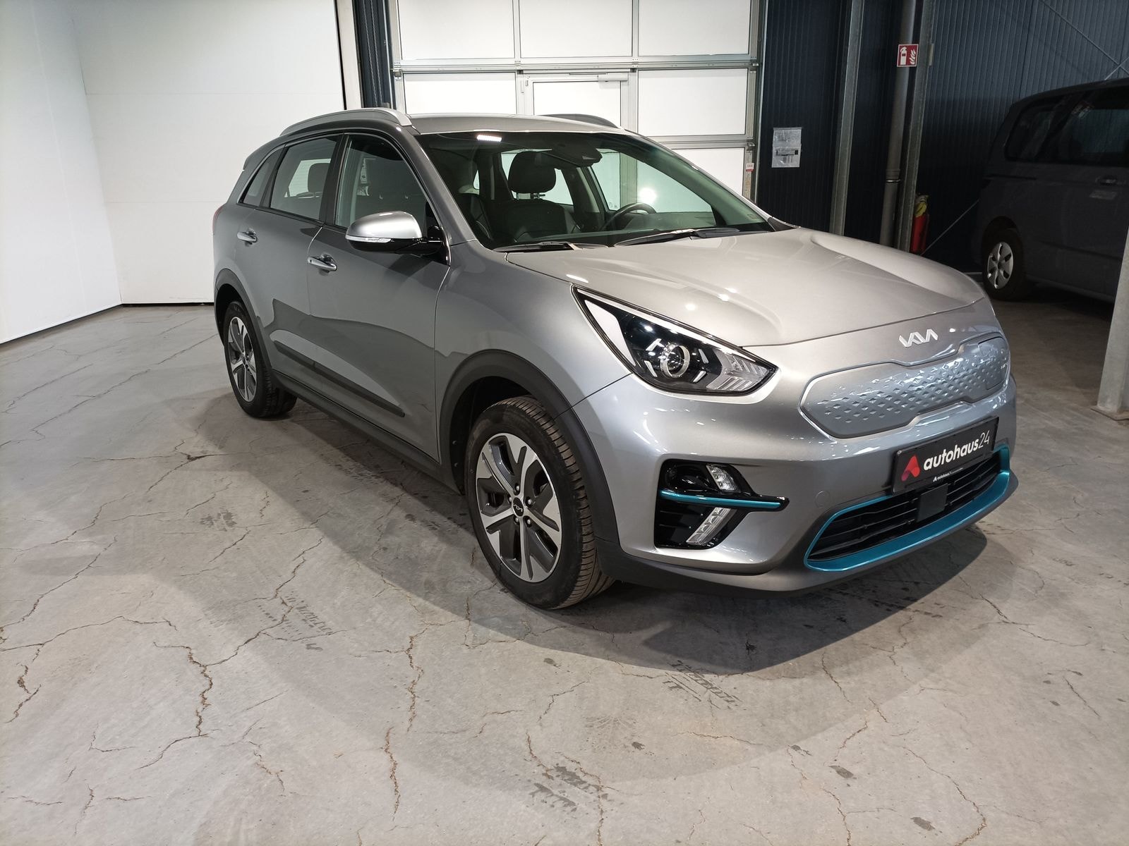Kia Niro SUV / Crossover / Geländewagen KIA e-Niro 100kW Vision Schräghecklimousine #1