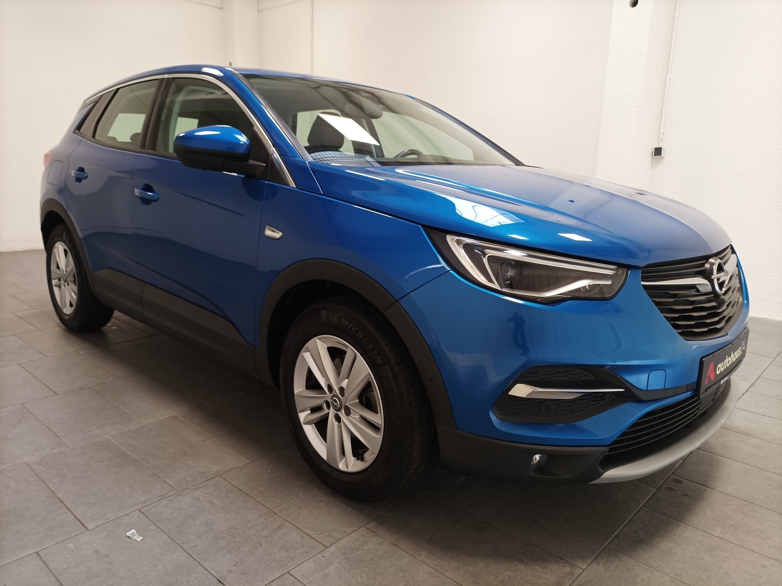 Opel Grandland X SUV / Crossover / Geländewagen OPEL Grandland 1.2 Turbo 96kW Sports Utility Vehicle #1