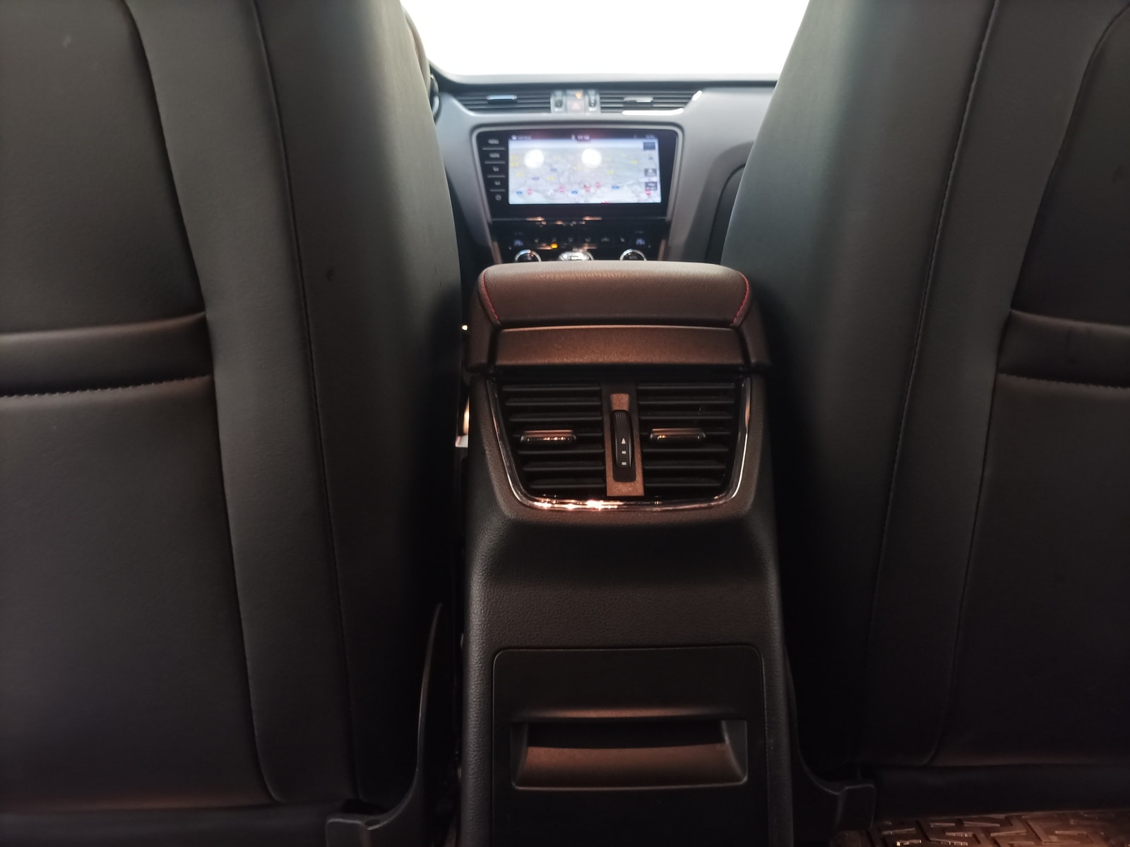 Skoda Octavia Kombi Octavia 2.0 TSI RS 245 #15