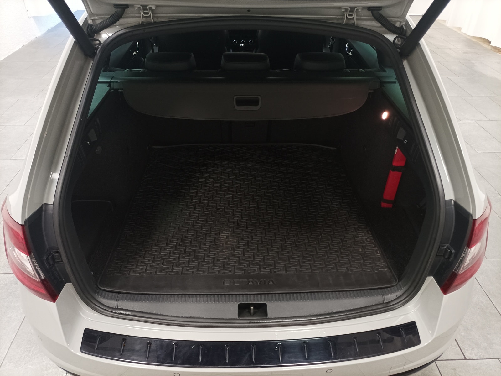 Skoda Octavia Kombi Octavia 2.0 TSI RS 245 #6