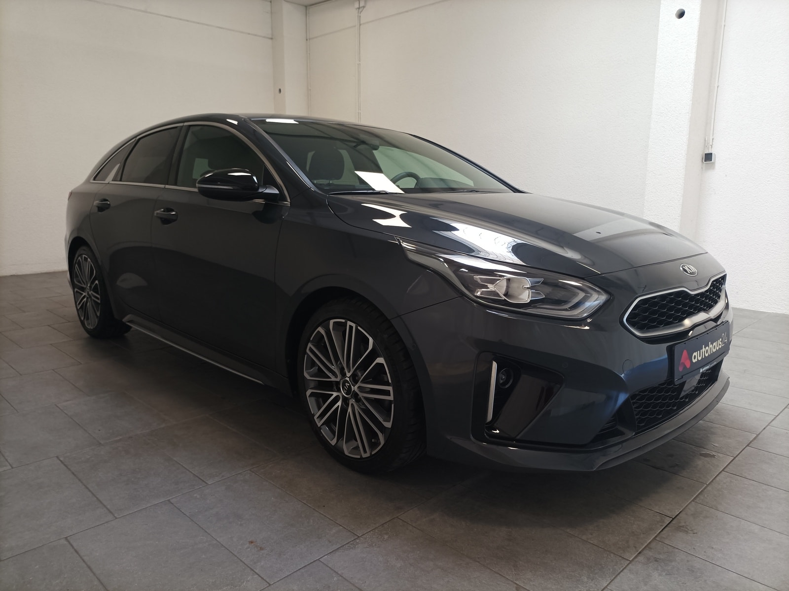 Kia ProCeed Kombi KIA ProCeed 1.5 T-GDI GT LINE Kombi #1