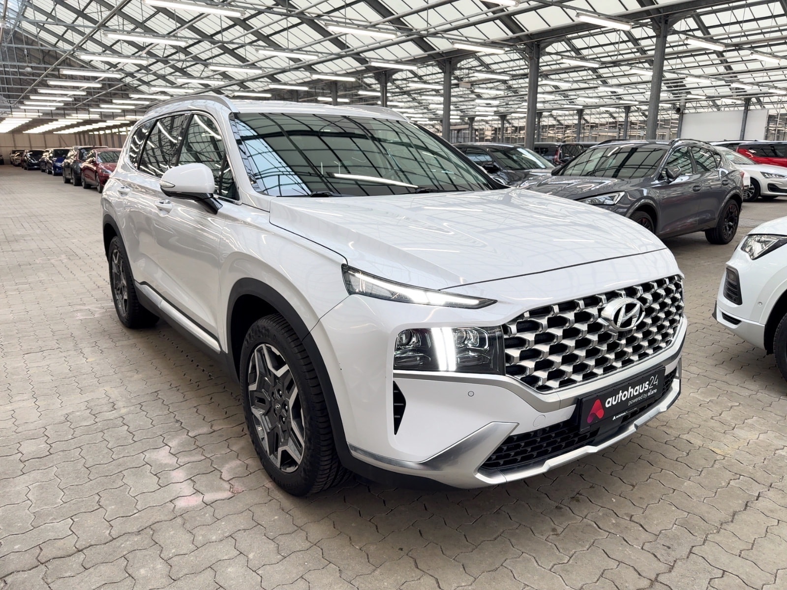 Hyundai Santa Fe SUV / Crossover / Geländewagen HYUNDAI Santa Fe 1.6 T-GDI Plug-in Hybrid Prime 4WD Auto Sports Utility Vehicle #1