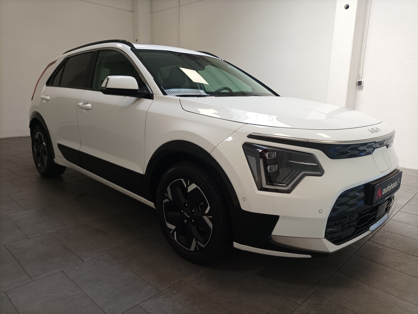 Kia Niro SUV / Crossover / Geländewagen KIA Niro EV Vision Schräghecklimousine #1