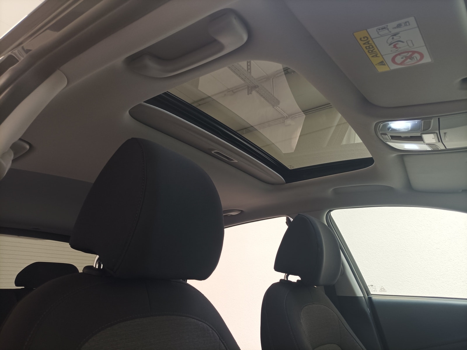 Hyundai Kona SUV Kona Trend / Trend-Paket Elektro 2WD #17