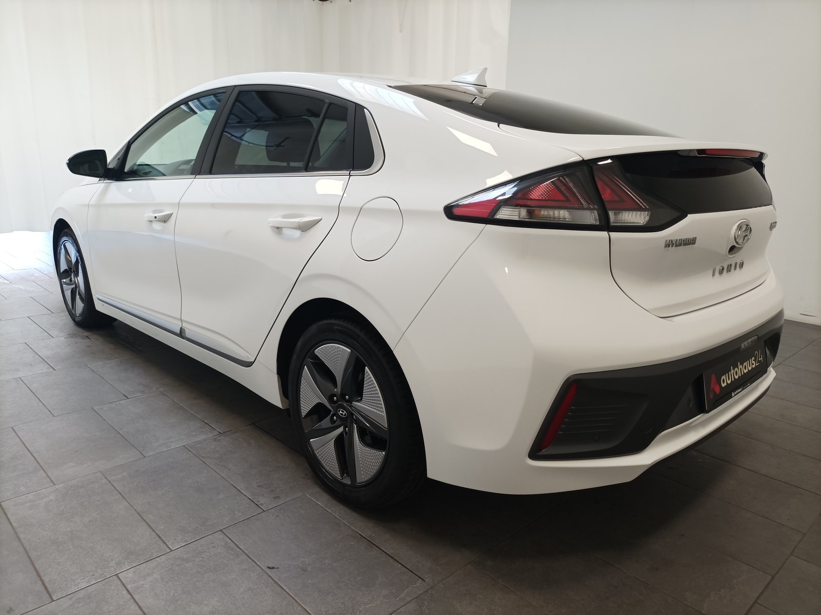 Hyundai IONIQ Limousine IONIQ 1.6 GDI Style-Paket Hybrid (EURO 6d) #4