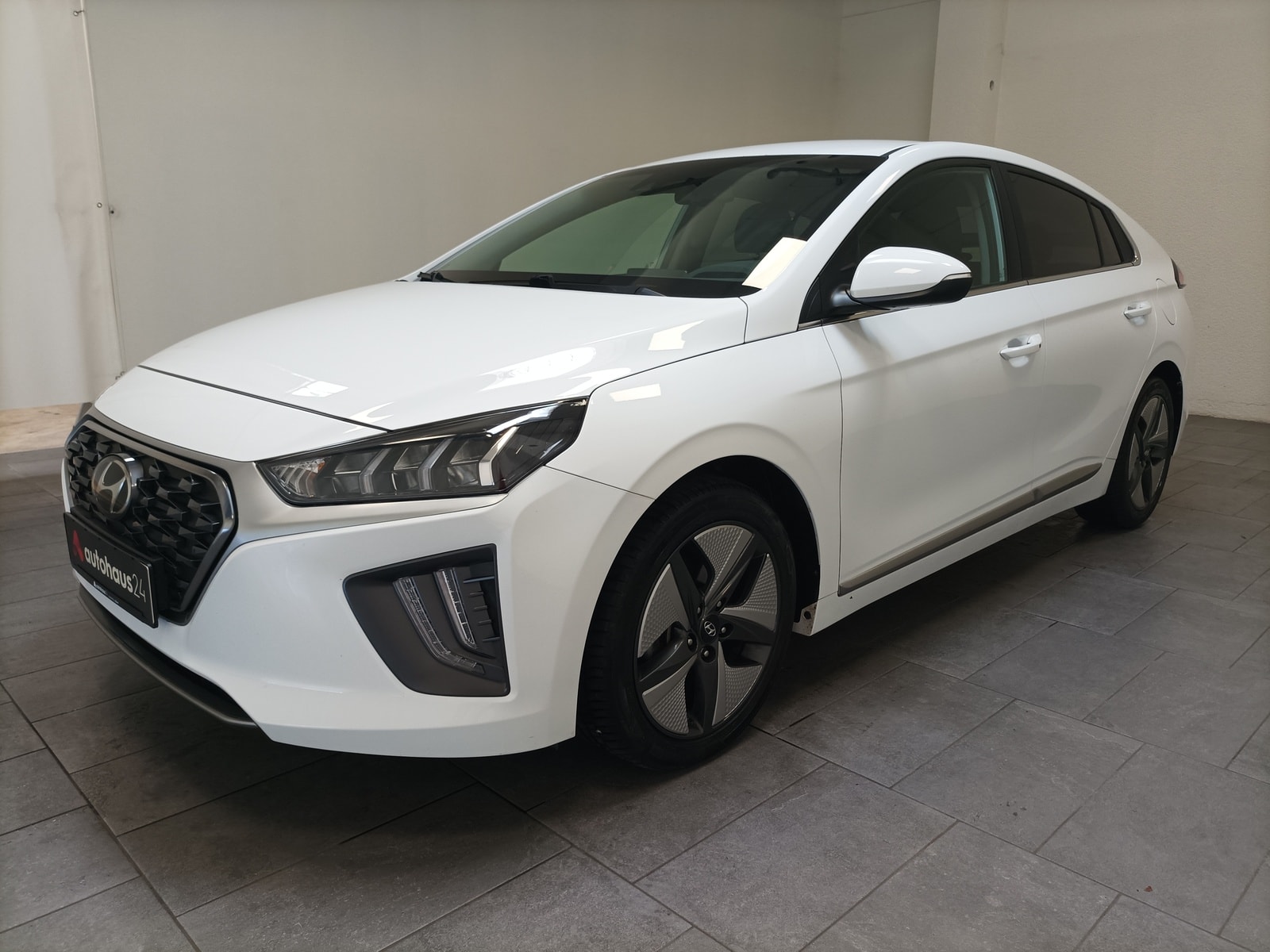Hyundai IONIQ Limousine IONIQ 1.6 GDI Style-Paket Hybrid (EURO 6d) #3