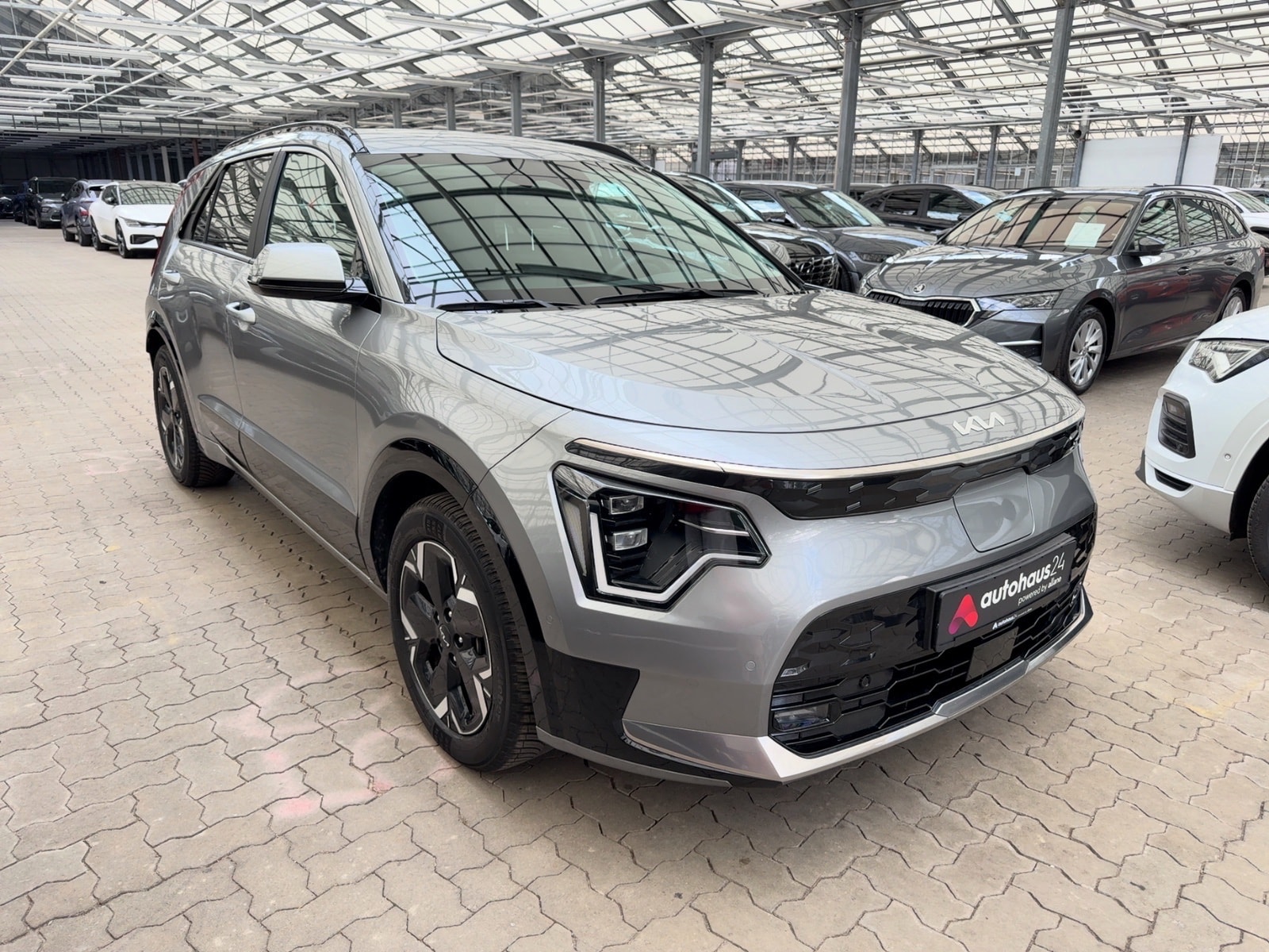 Kia Niro SUV / Crossover / Geländewagen KIA Niro EV Vision Schräghecklimousine #1