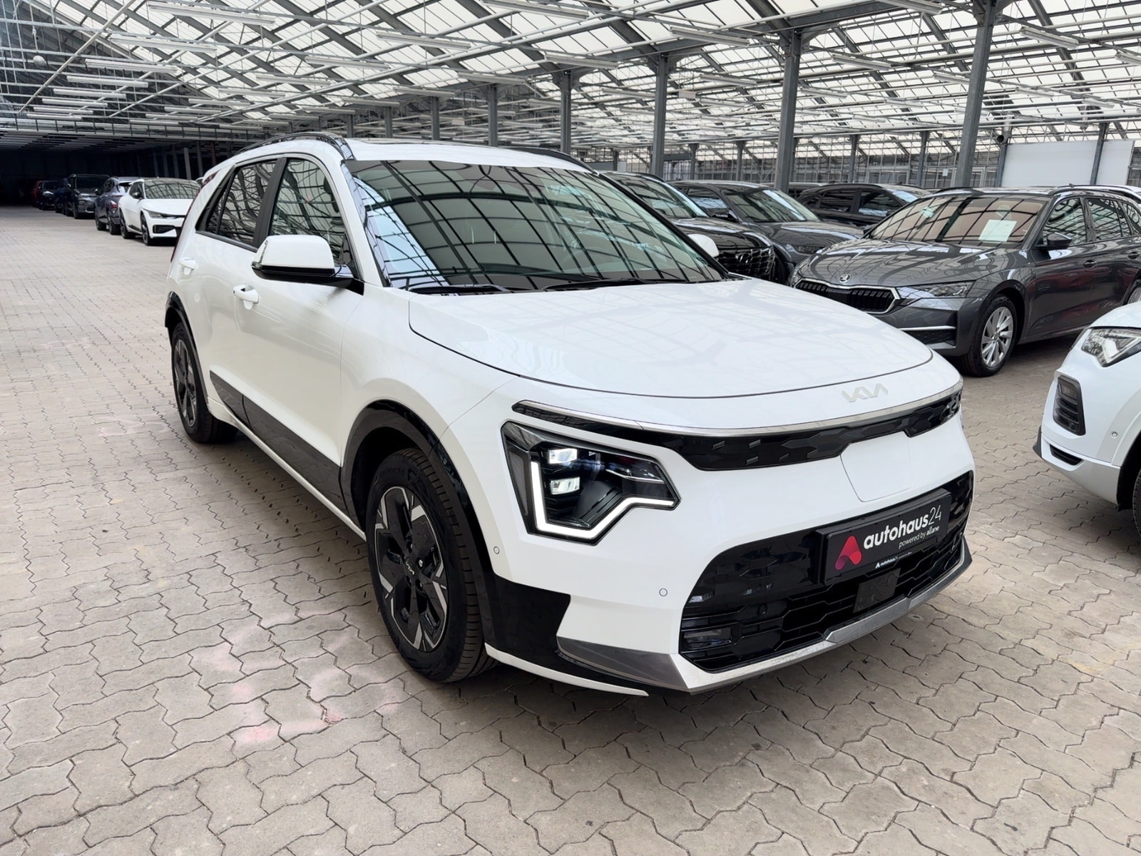 Kia Niro SUV / Crossover / Geländewagen KIA Niro EV Vision Schräghecklimousine #1