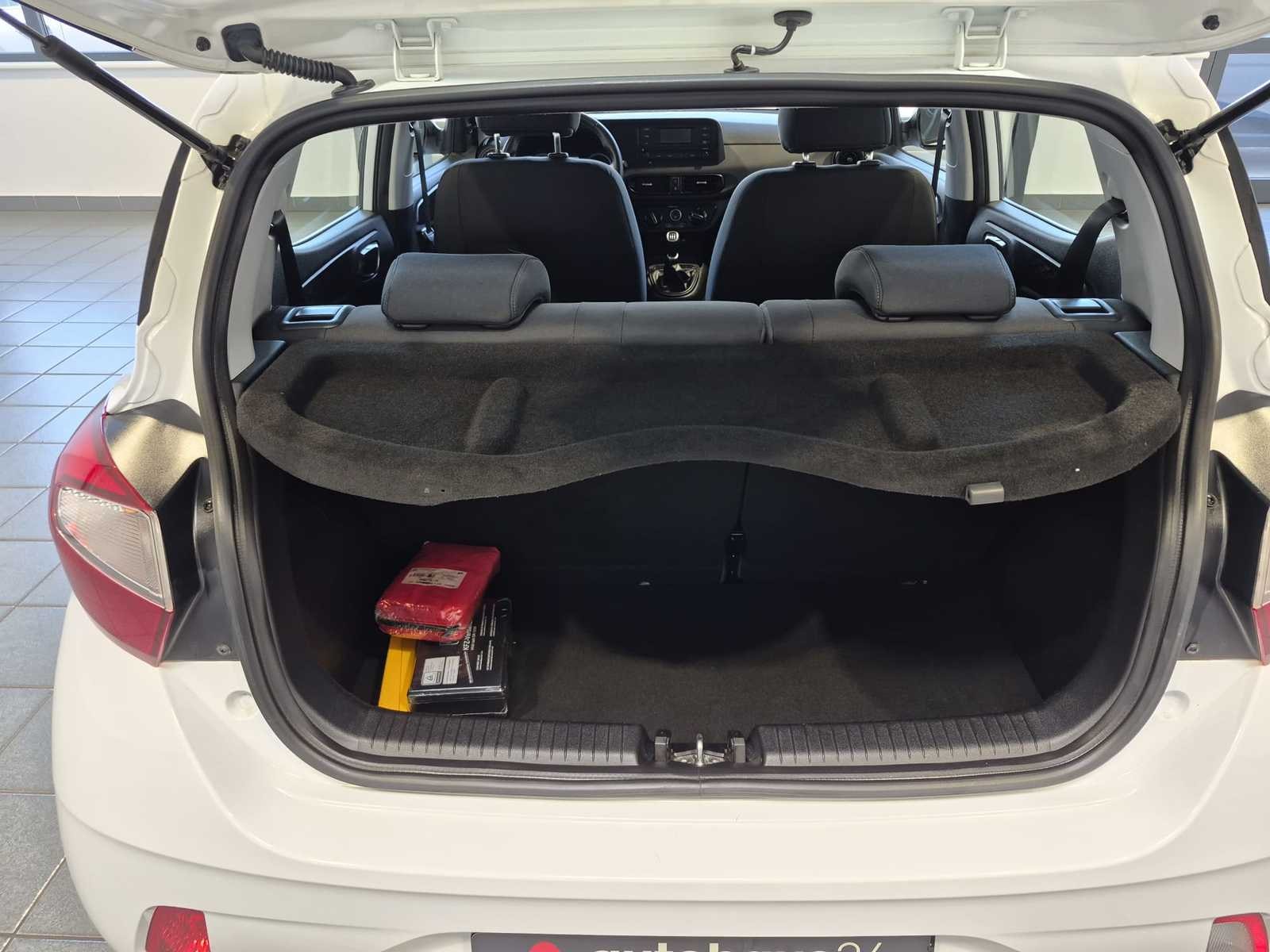 Hyundai i10 Schräghecklimousine i10 1.0 Select #6