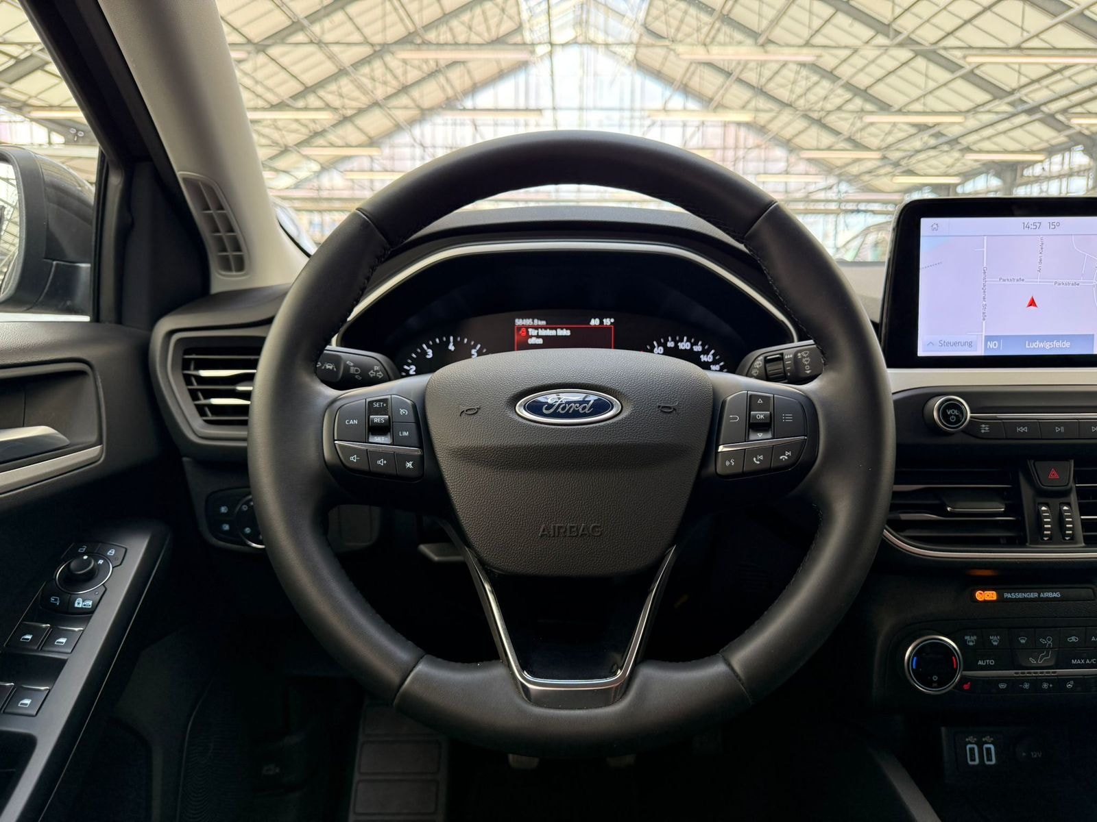 Ford Focus Kombi Focus 1.0 EcoBoost Mild-Hybrid Cool&Connect S/S (E #10