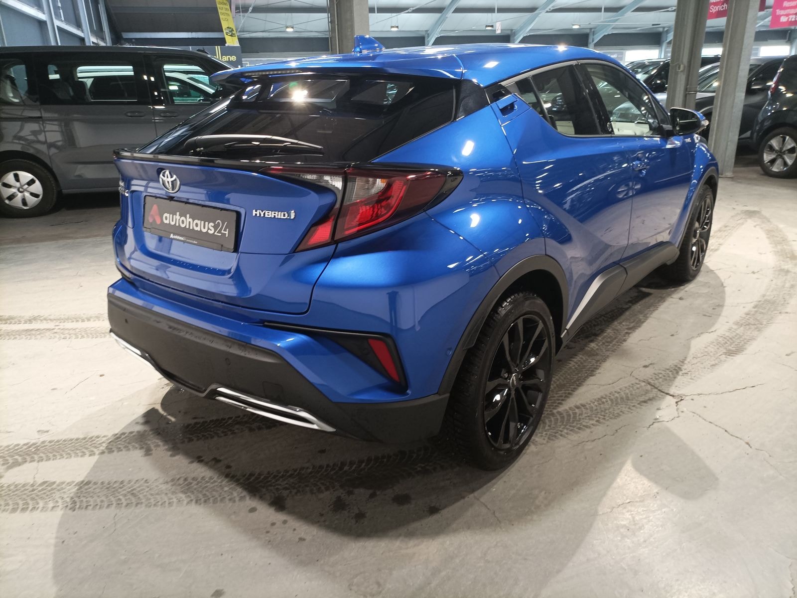 Toyota C-HR SUV C-HR 2.0 Hybrid Team D #5
