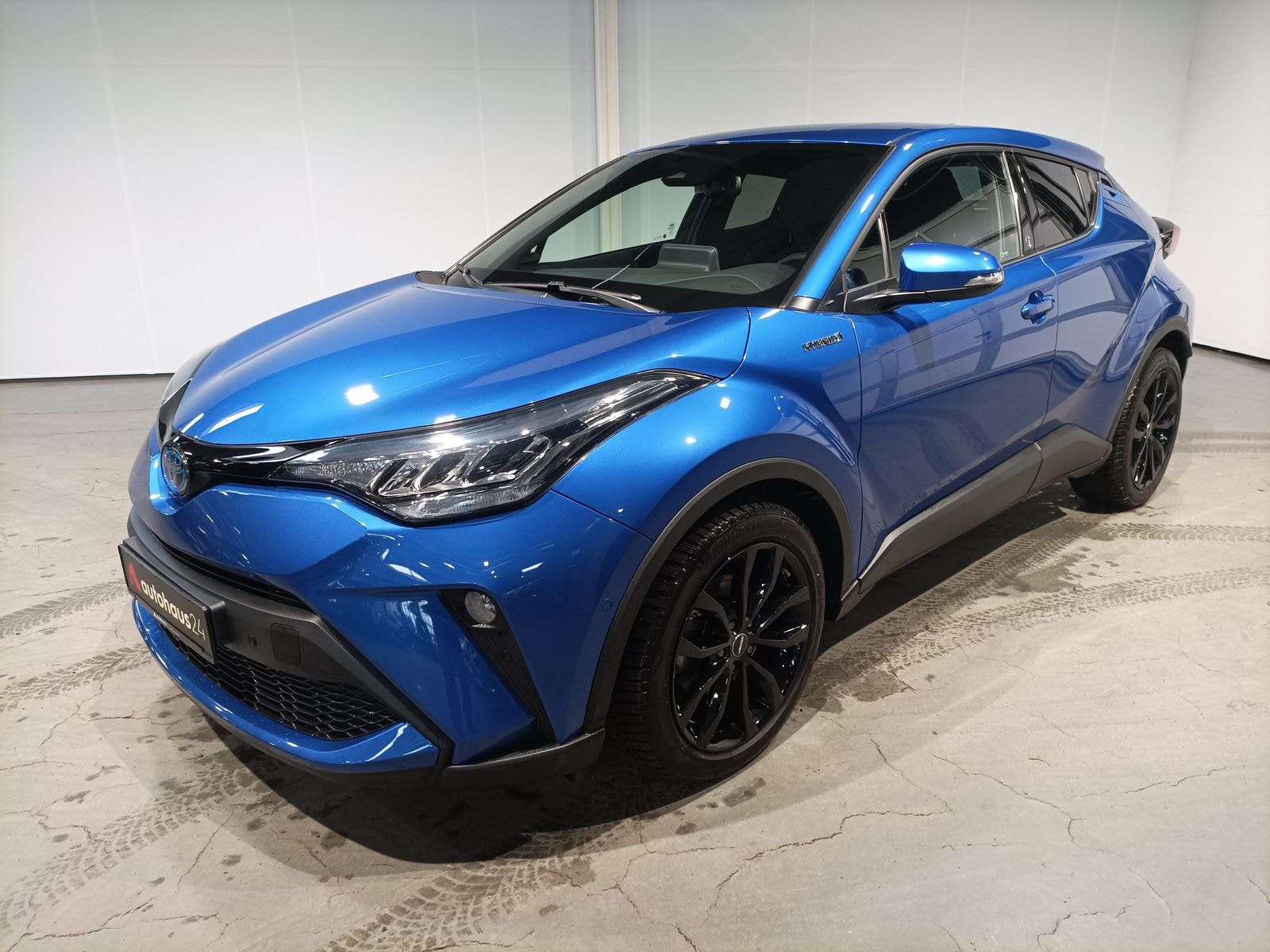 Toyota C-HR SUV C-HR 2.0 Hybrid Team D #3