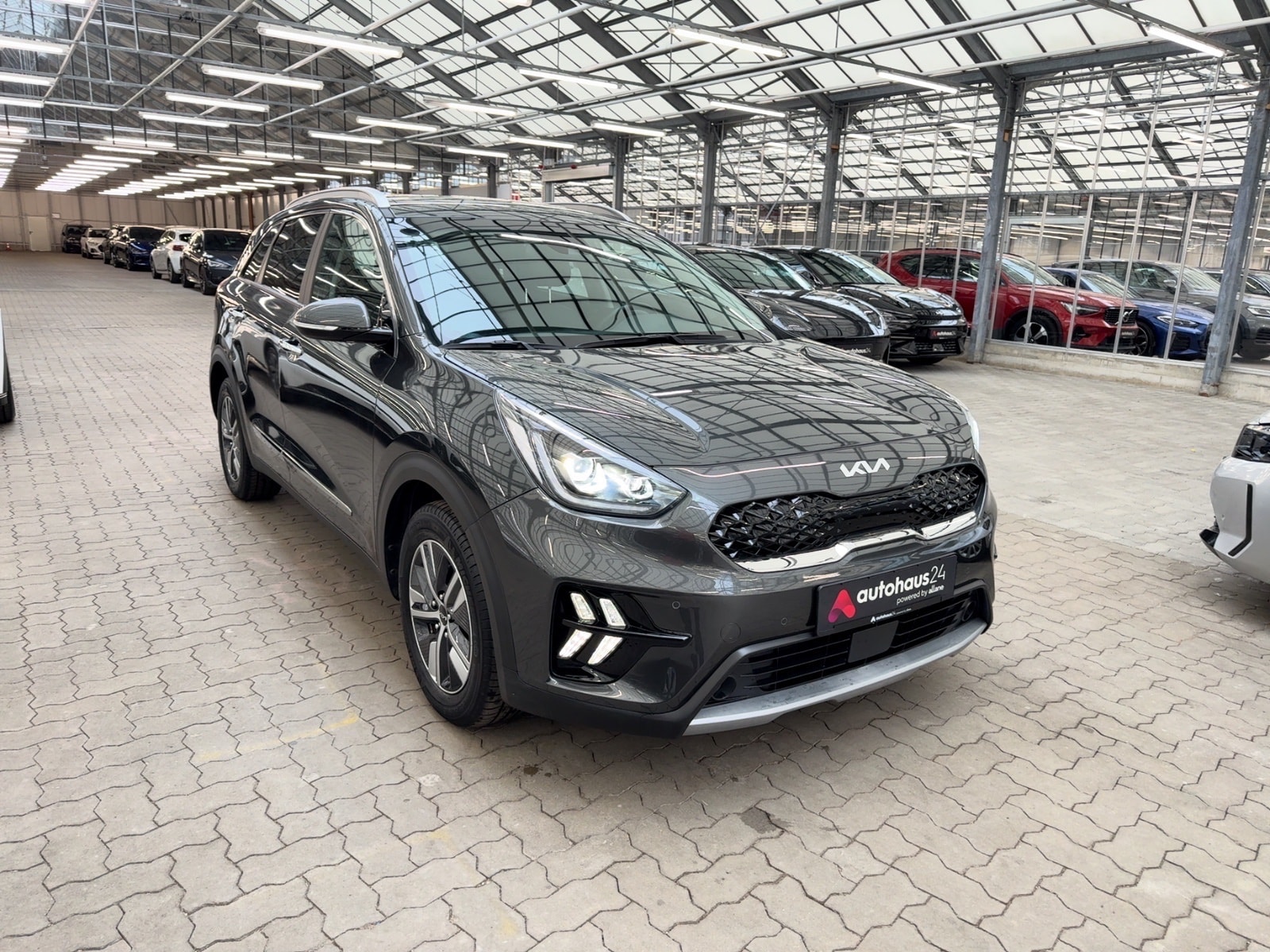 Kia Niro SUV / Crossover / Geländewagen KIA Niro 1.6 GDI Plug-in Hybrid Spirit Schräghecklimousine #1