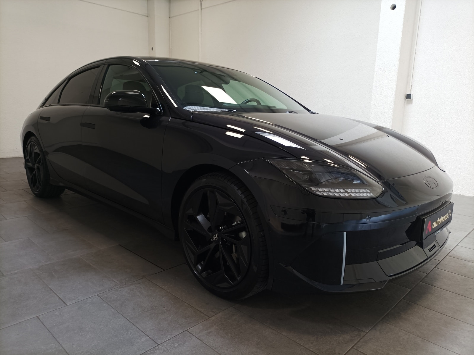 Hyundai IONIQ 6 Limousine HYUNDAI IONIQ 6 77,4kWh 239kW Allradantrieb Techniq Limousine #1