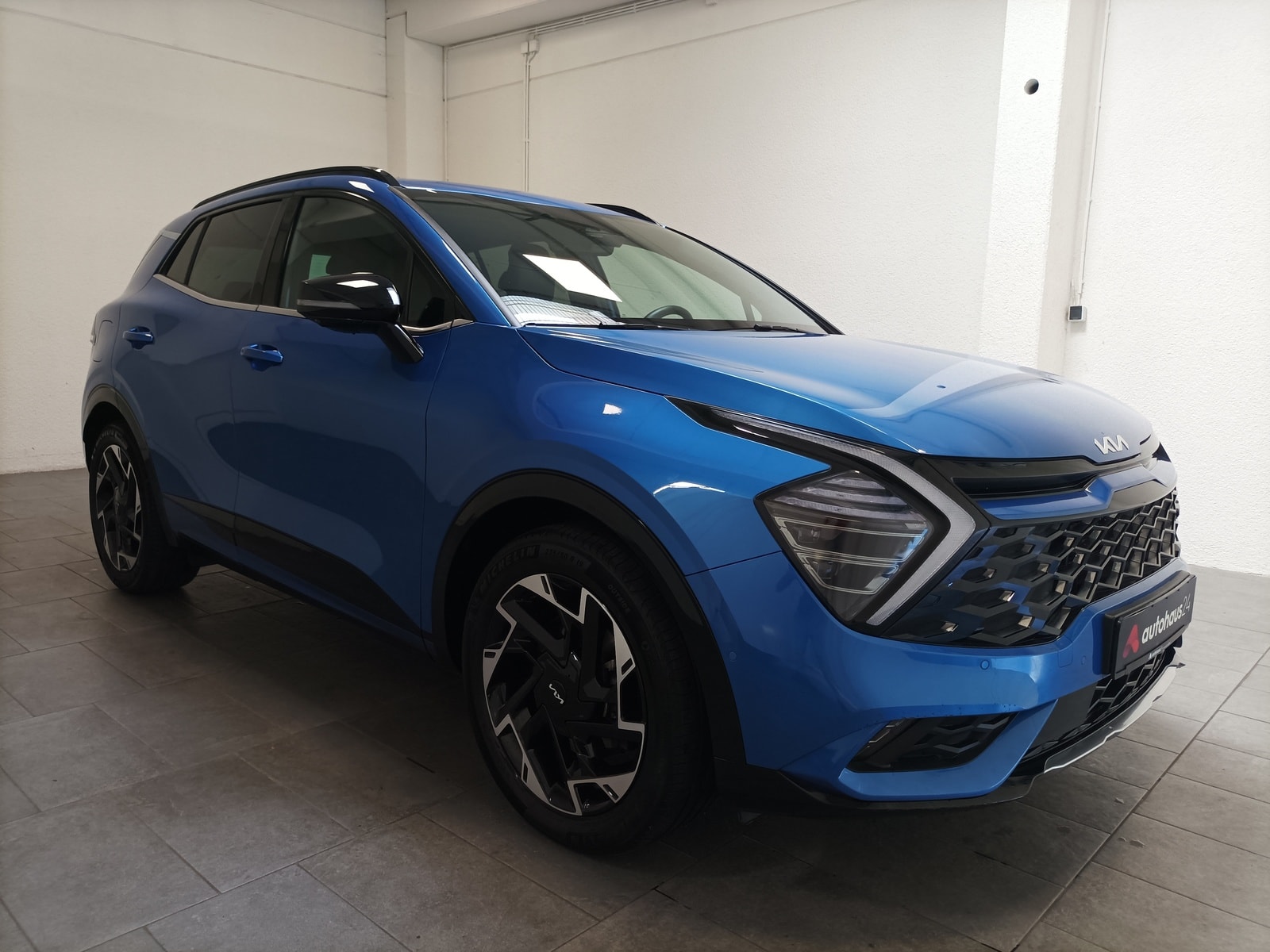 Kia Sportage SUV / Crossover / Geländewagen KIA Sportage 1.6 T-GDI Plug-in Hybrid Auto 4WD Sports Utility Vehicle #1