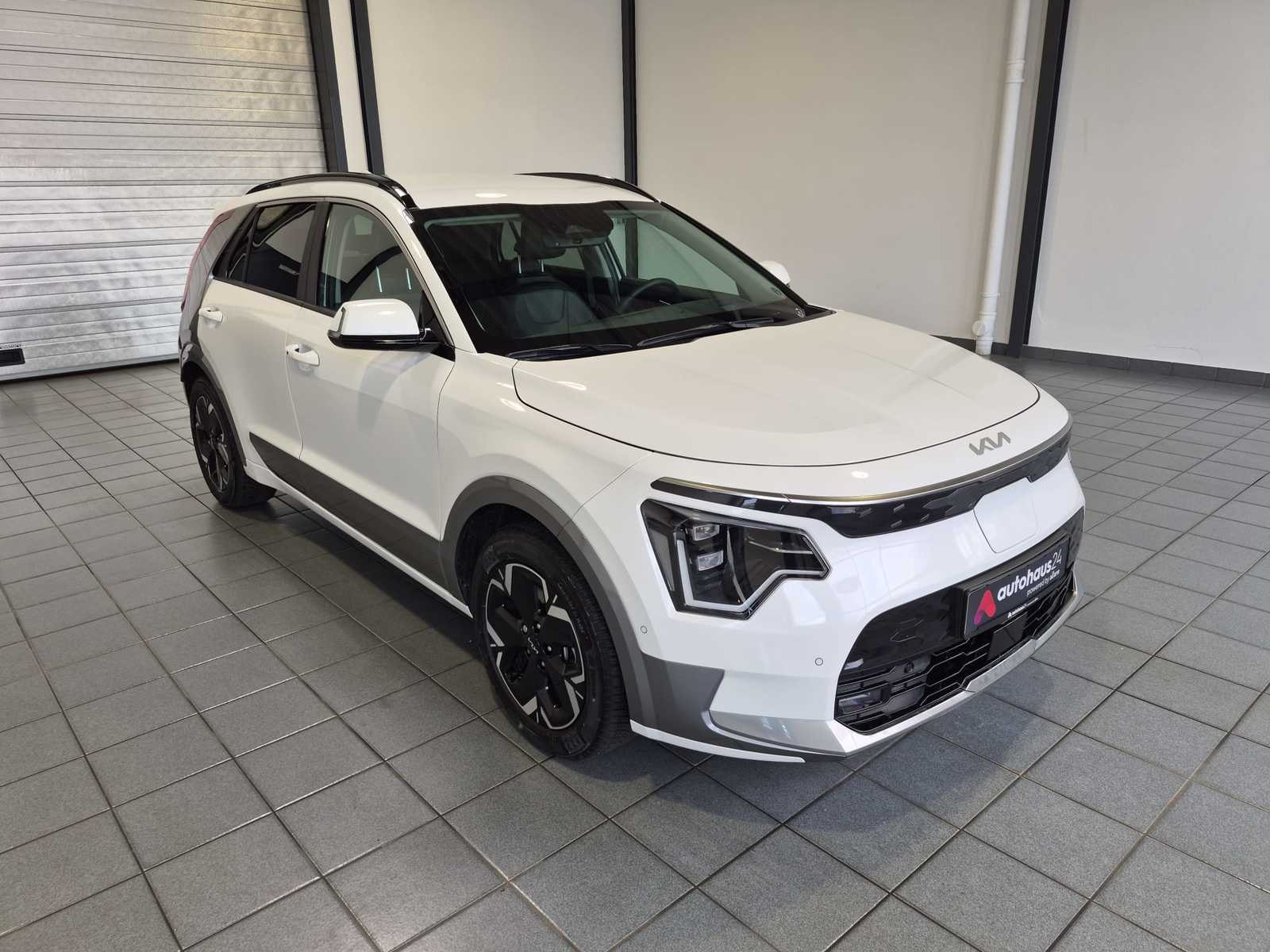 Kia Niro SUV / Crossover / Geländewagen KIA Niro EV Vision Schräghecklimousine #1