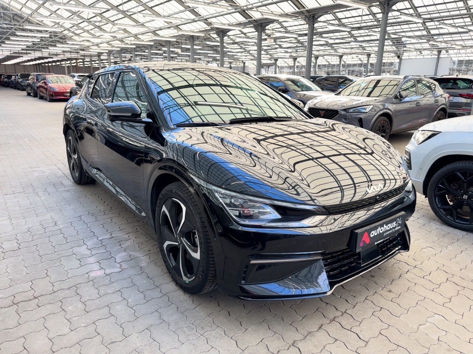 Kia EV6 SUV / Crossover / Geländewagen KIA EV6 77,4 kWh 168 kW Heckantrieb GT-Line Sports Utility Vehicle #1