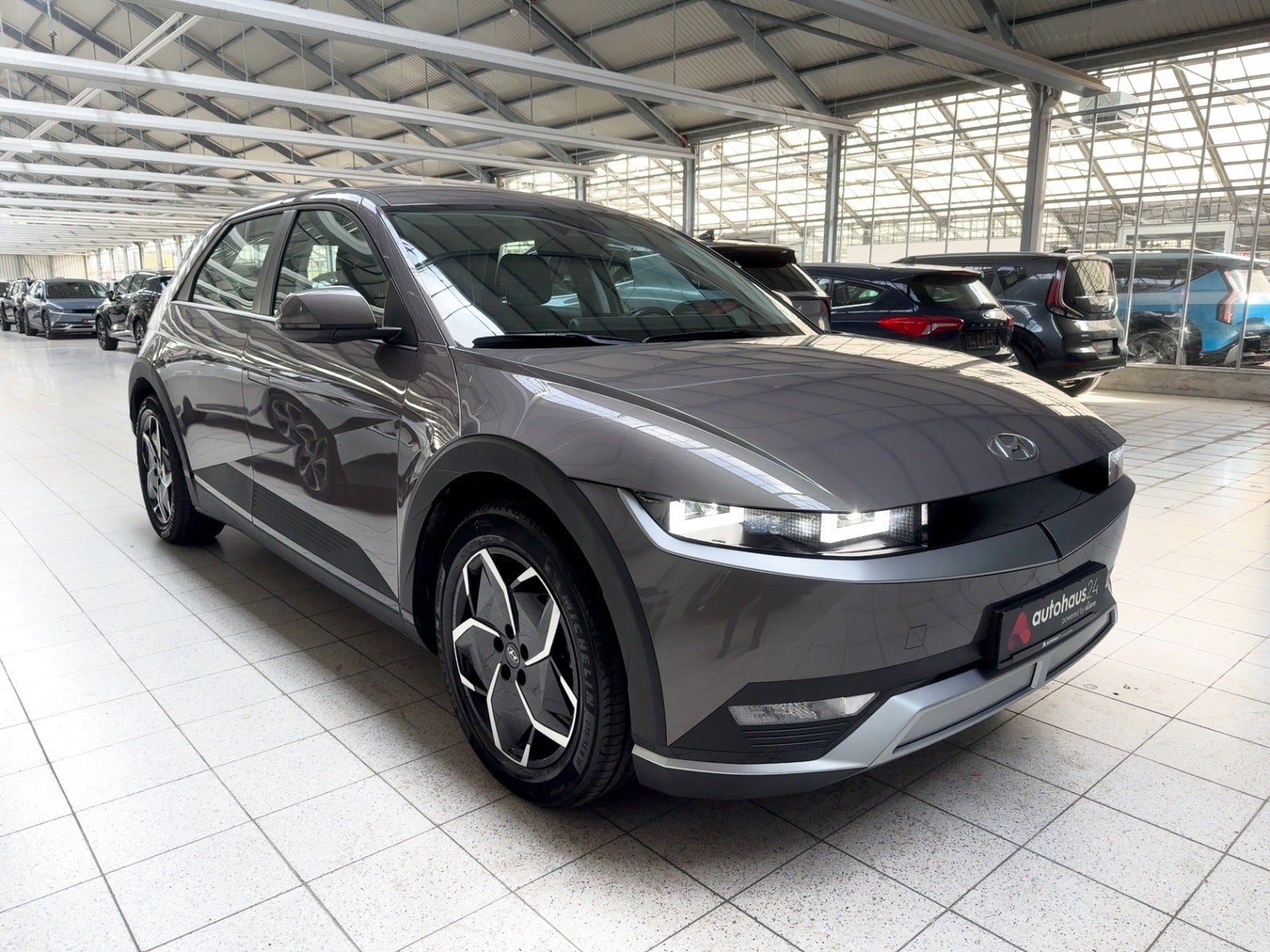 Hyundai IONIQ 5 Limousine HYUNDAI IONIQ 5 58 kWh 125 kW Heckantrieb Sports Utility Vehicle #1