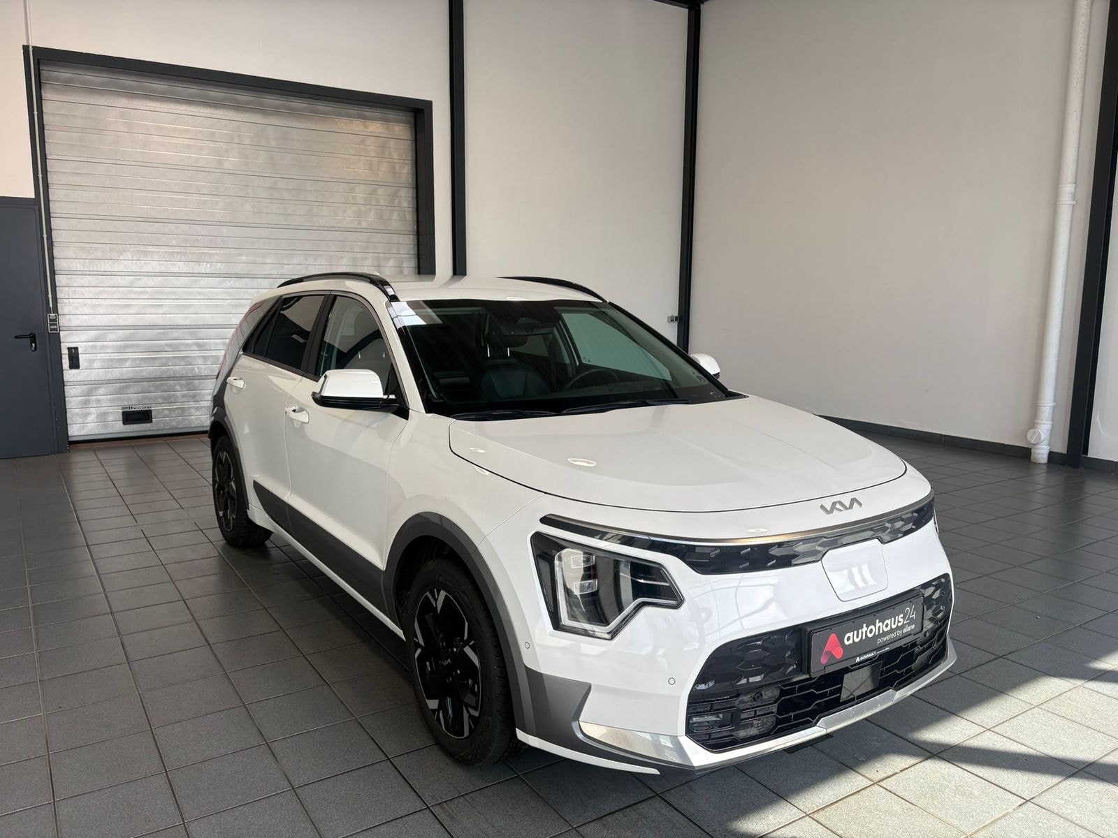 Kia Niro SUV / Crossover / Geländewagen KIA Niro EV Vision Schräghecklimousine #1