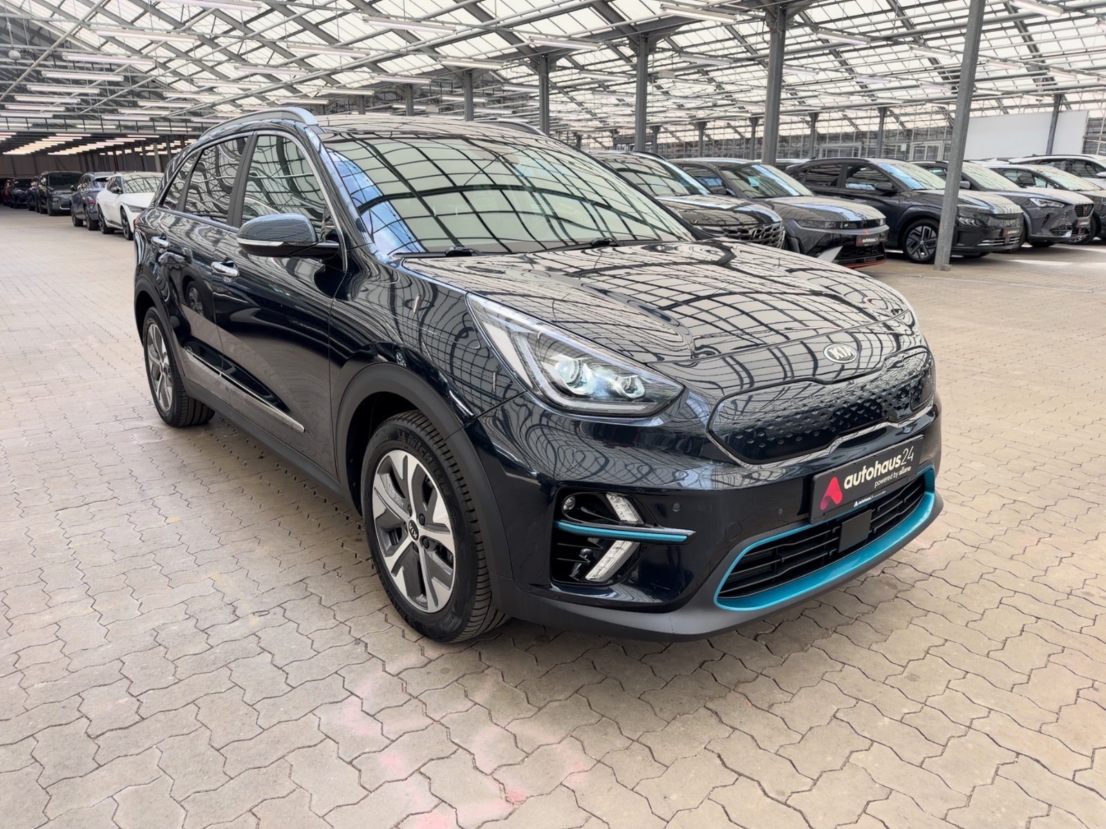 Kia Niro SUV / Crossover / Geländewagen KIA Niro e-Niro 150kW Spirit Schräghecklimousine #1