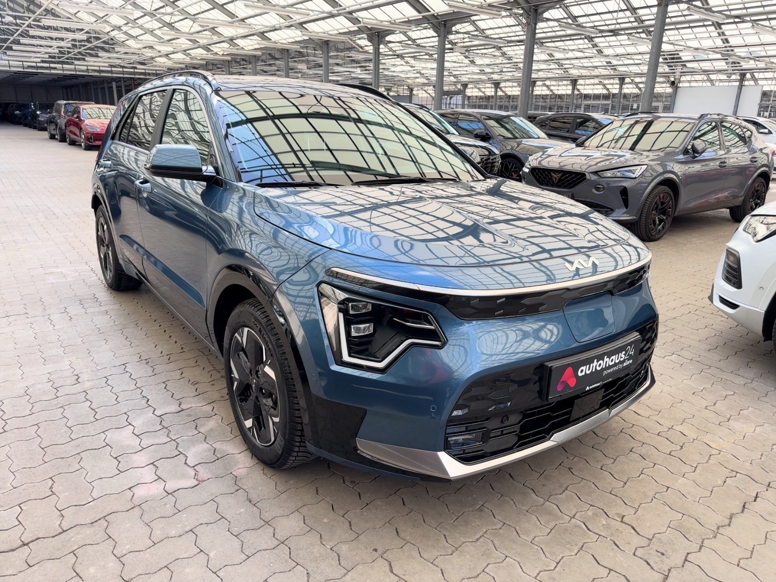 Kia Niro SUV / Crossover / Geländewagen KIA Niro EV Vision Schräghecklimousine #1