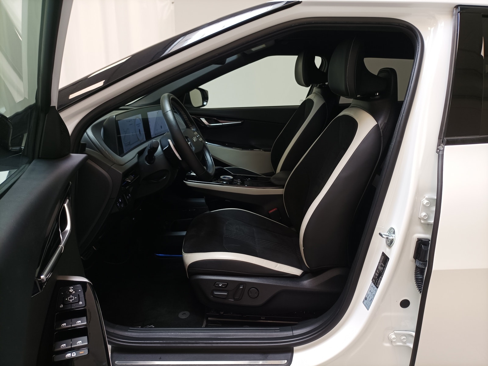 Kia EV6 SUV EV6 Elektro 77,4 kWh GT Line 4WD #8