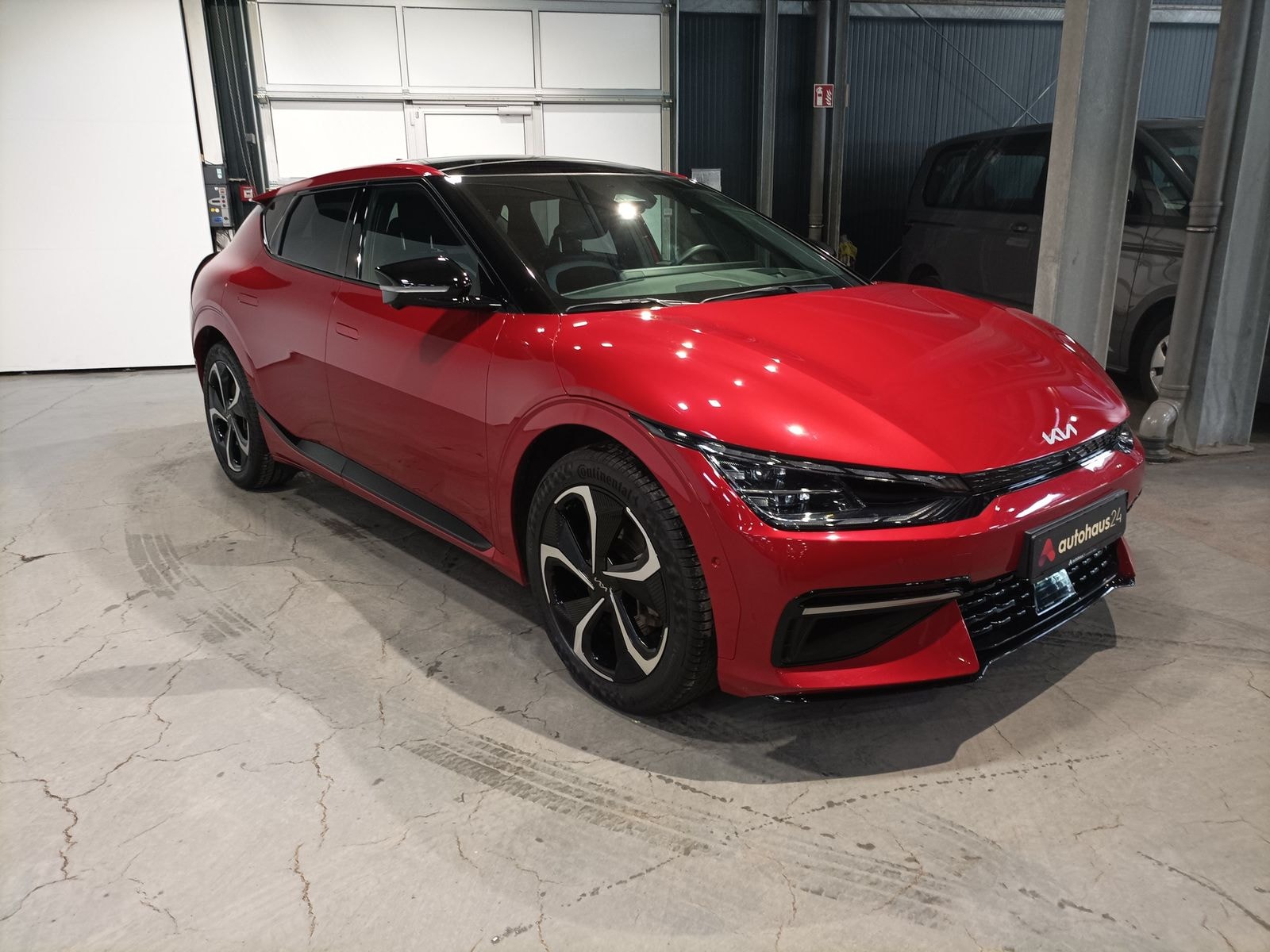 Kia EV6 SUV / Crossover / Geländewagen KIA EV6 77,4 kWh 168 kW Heckantrieb Sports Utility Vehicle #1