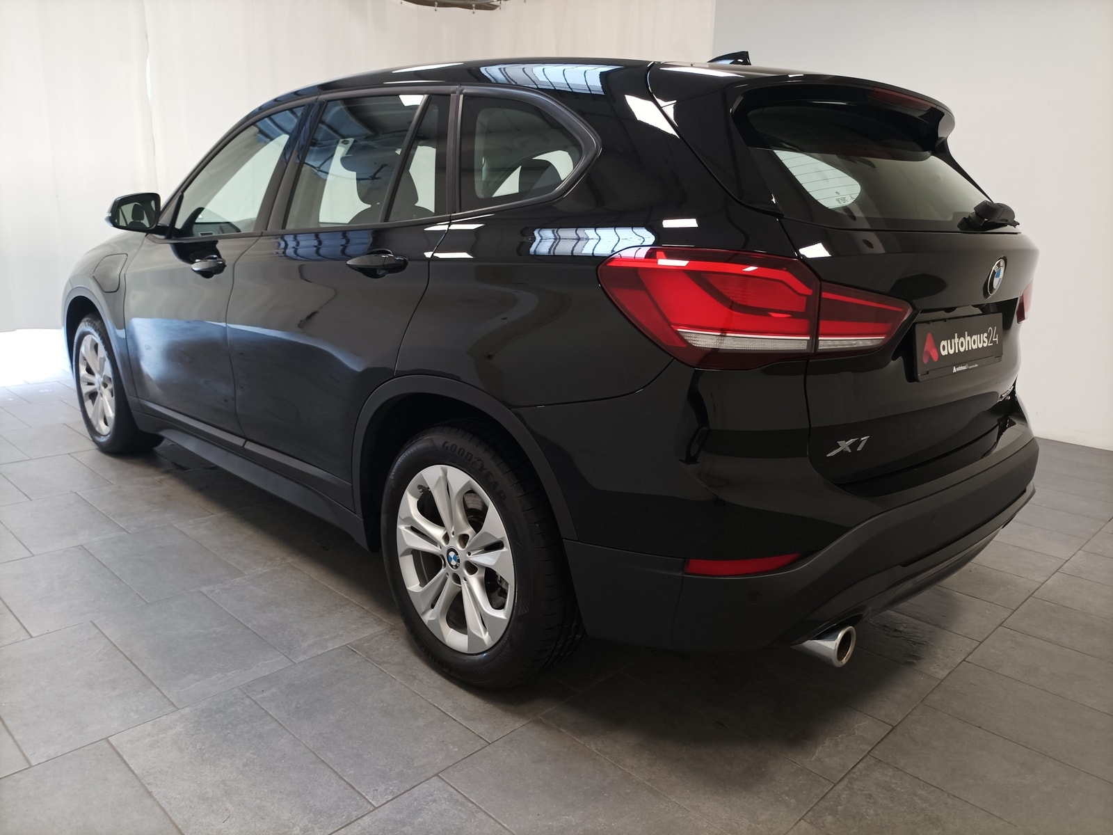 BMW X1 SUV X1 xDrive25e Advantage (EURO 6d) #4